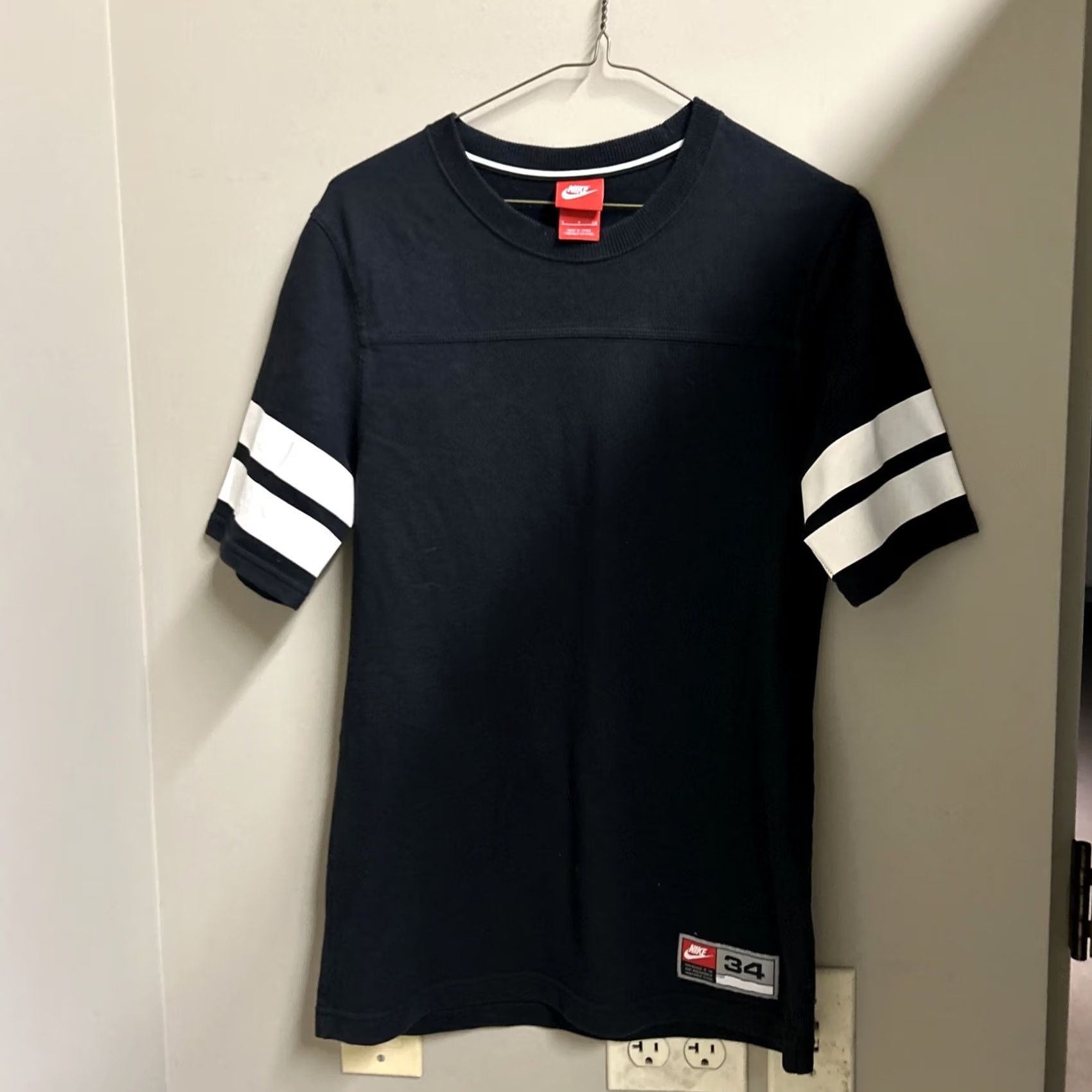 Nike Nike 2014 T-Shirt Men Large L Thick MCMLXXXIX Rare #34 Multicolor Mens Size US L / EU 52-54 / 3 - 4 Thumbnail