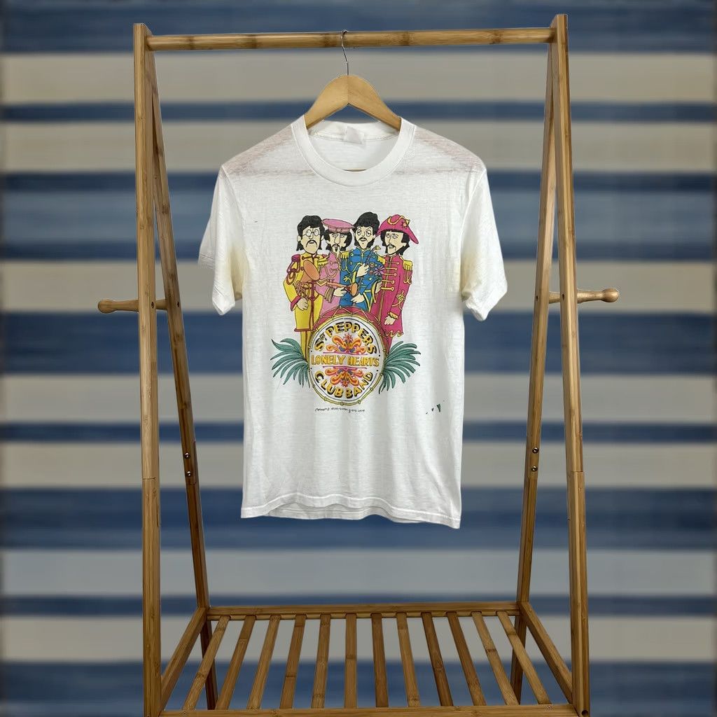 Vintage VTG 80s The Beatles Sgt Peppers Lonely Hearts Paper Thin Caricature T-Shirt L Mens White Size US L / EU 52-54 / 3 - 1 Thumbnail