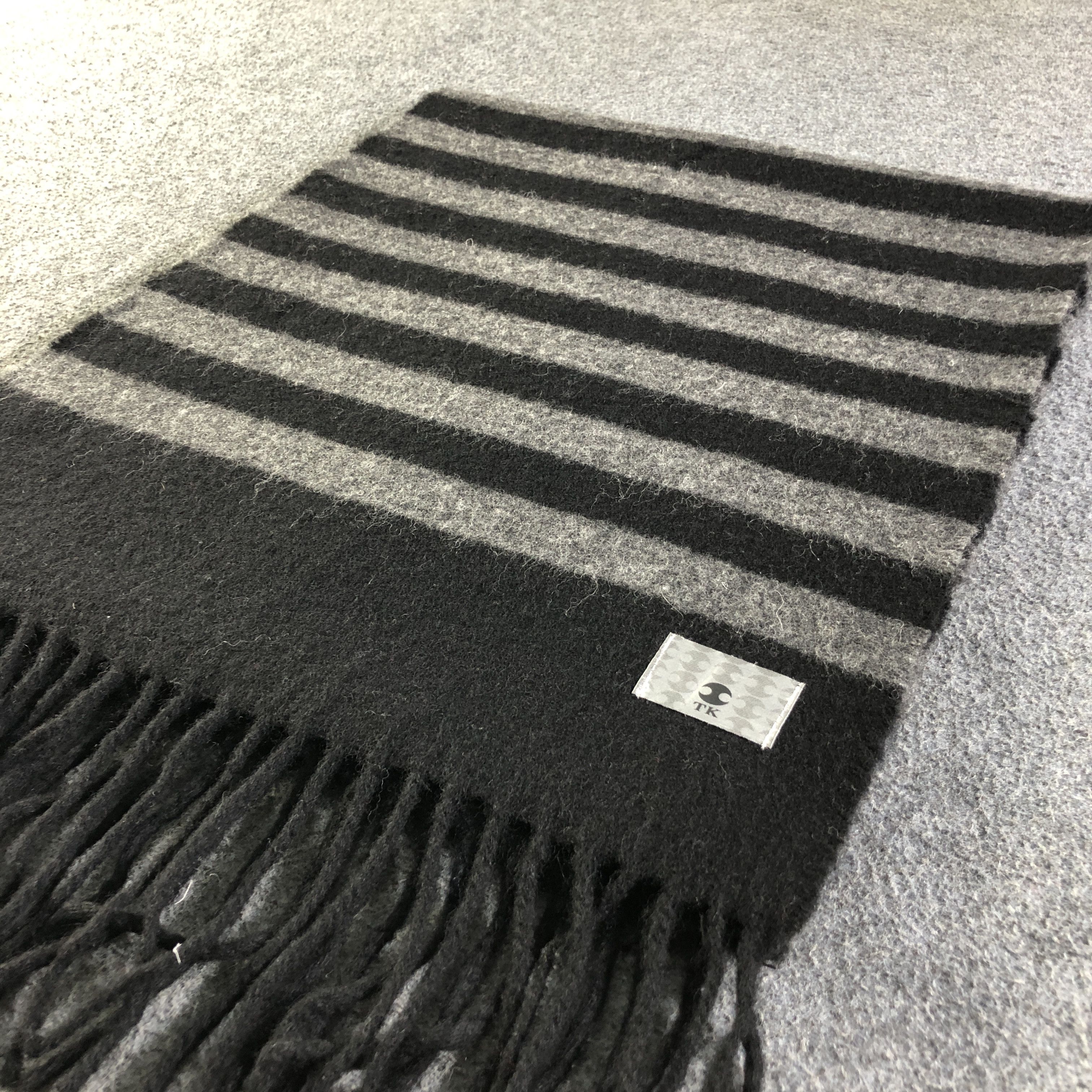 Takeo Kikuchi Takeo Kikuchi Wool Scarf Muffler Neckwear V2793 Size ONE SIZE - 3 Thumbnail