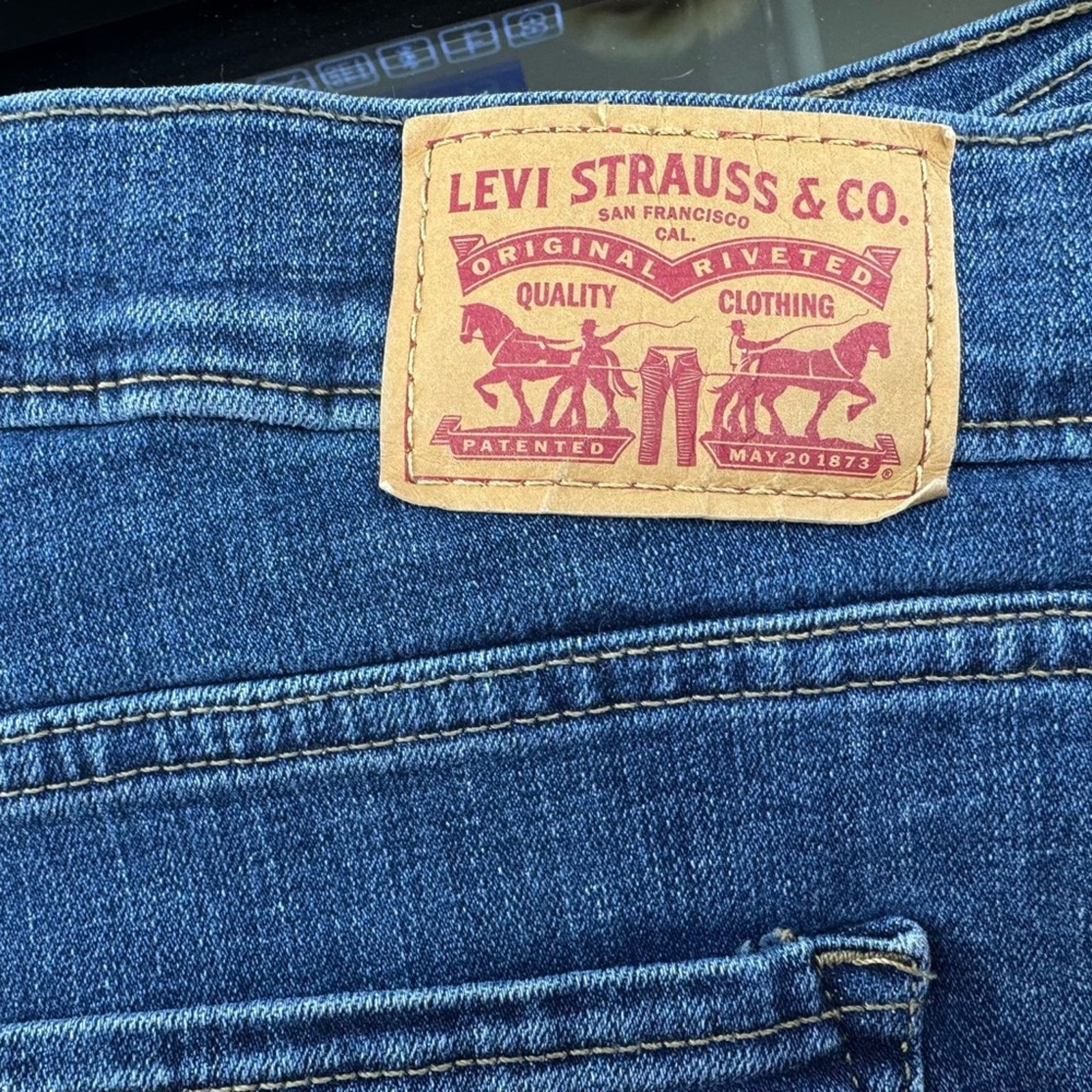 Levi's Levi's Women’s classic bootcut- 14 Long Size 36" / US 14 / IT 50 - 1 Thumbnail