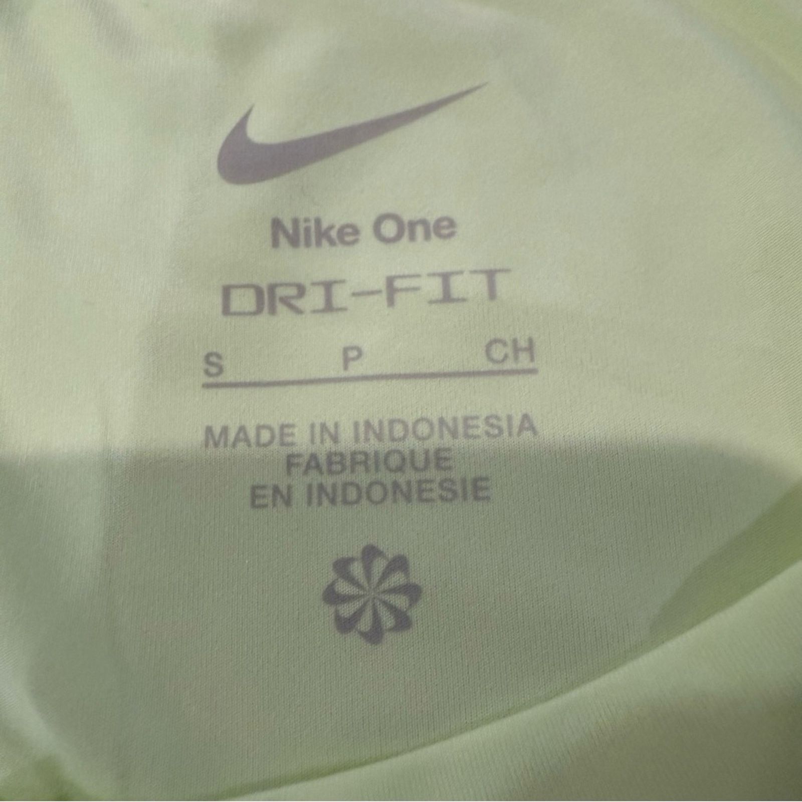 Nike Nike One NWT Classic DriFit Short Sleeve Shirt Womens Small Size S / US 4 / IT 40 - 4 Thumbnail
