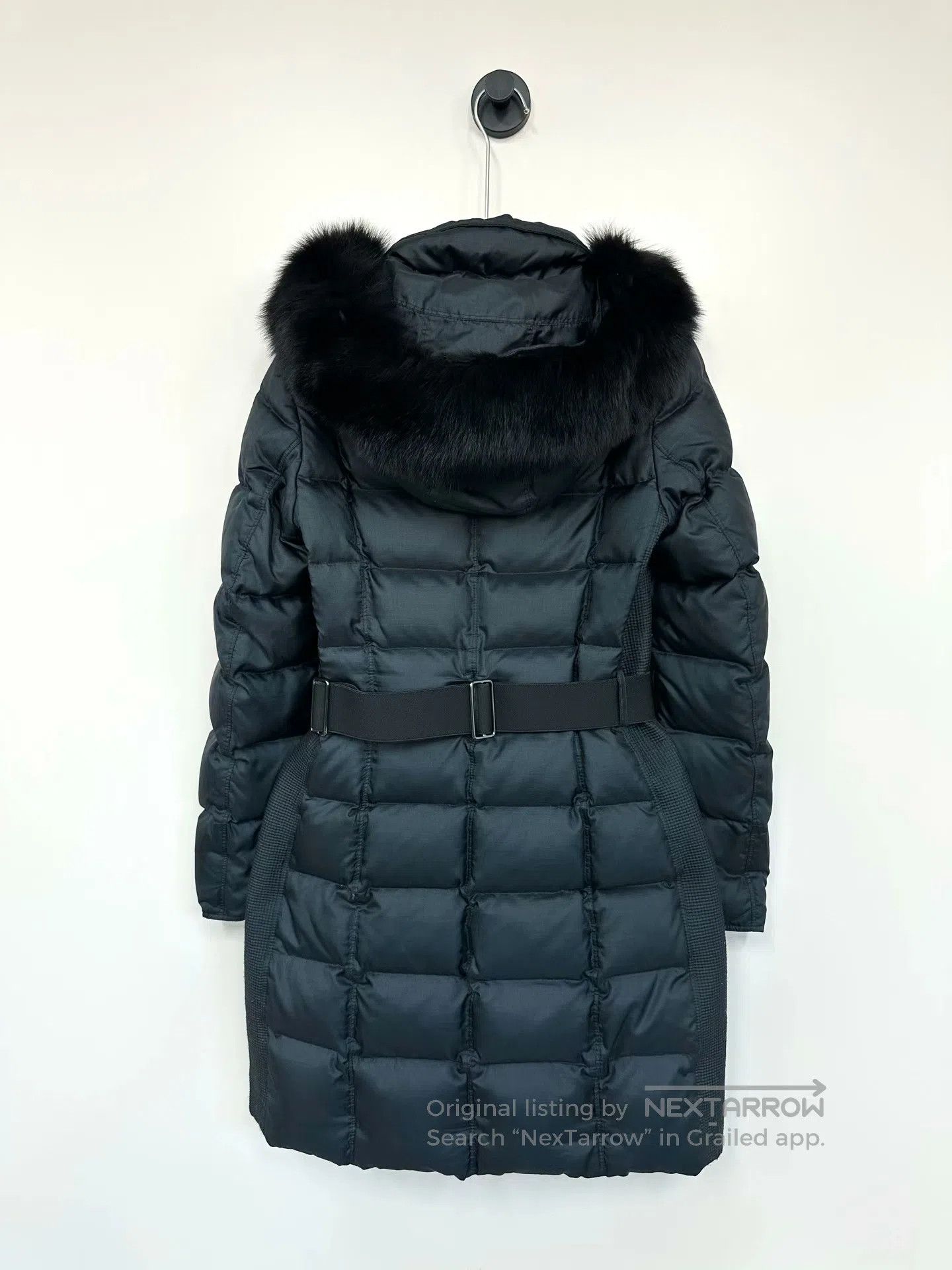 Burberry Burberry Black Fox Fur Collar Tailored Zip-up Down Jacket| Size XS / US 0-2 / IT 36-38 - 2 Thumbnail