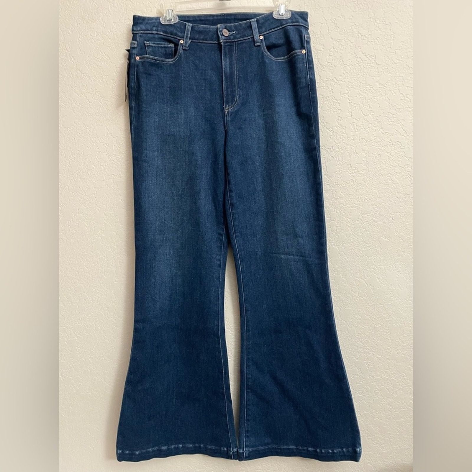 Paige Paige Genevieve Flare Jeans denim Women W32X32L Size 32" / US 10 / IT 46 - 1 Thumbnail
