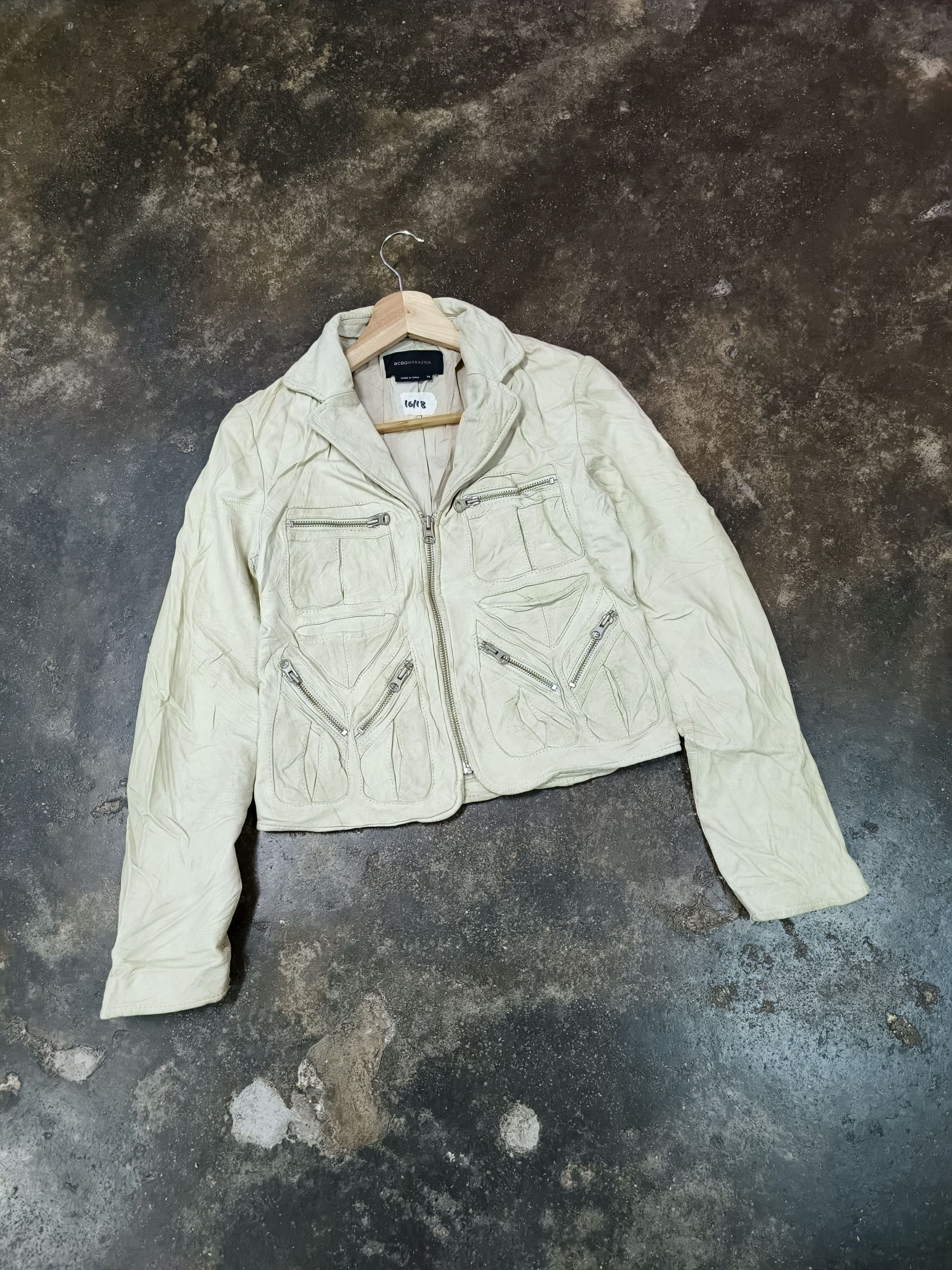 Bcbgmaxazria BCBGMAXAZRIA Cropped Leather Jacket Size XS / US 0-2 / IT 36-38 - 1 Thumbnail