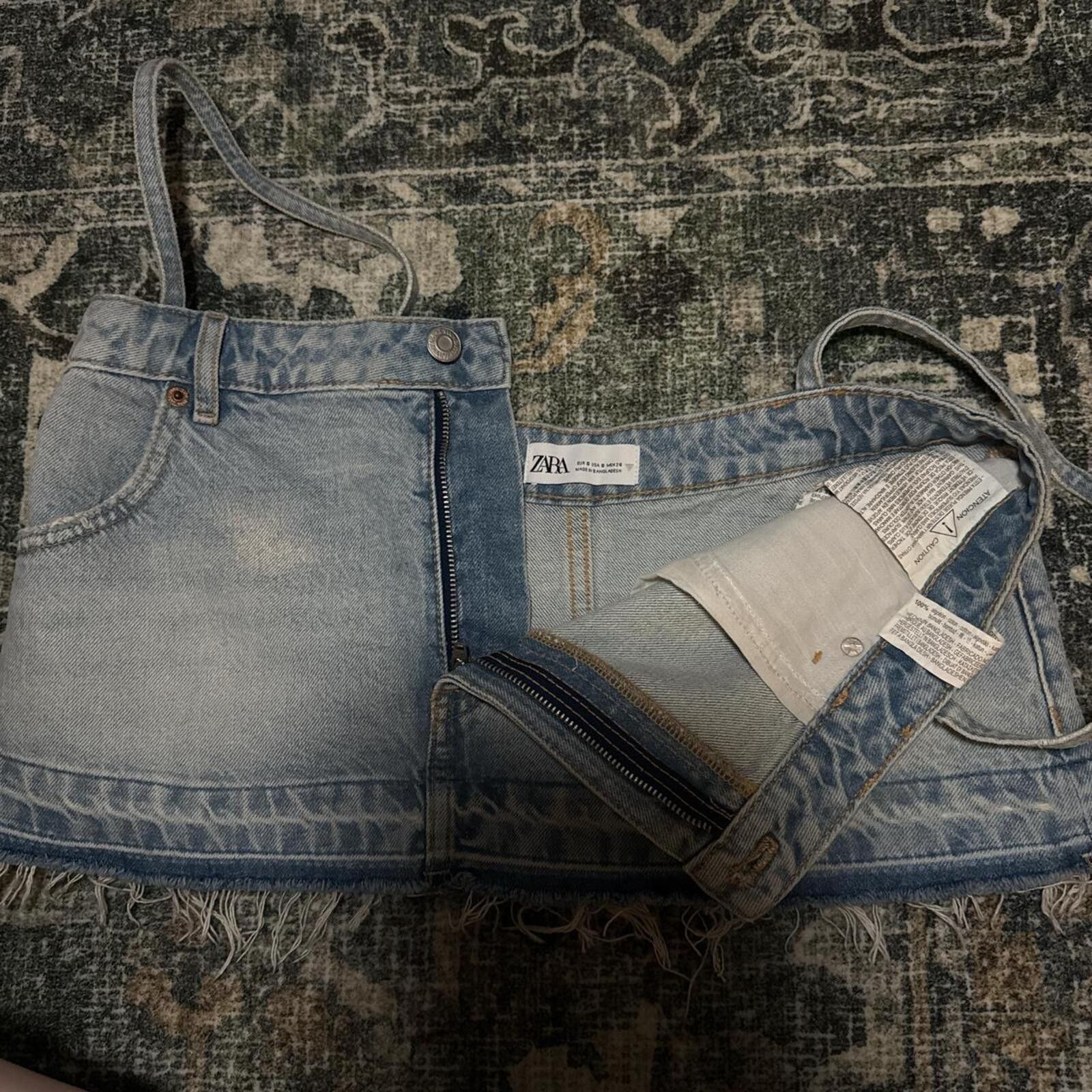 Zara Zara Women's Blue Jean Crop-top Size S / US 4 / IT 40 - 3 Thumbnail