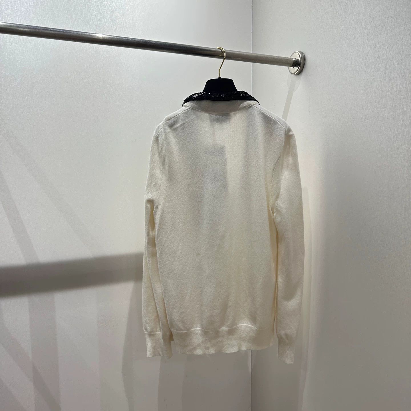 Chanel Chanel sequin cashmere wool lapel cardigan 36 Size XS / US 0-2 / IT 36-38 - 2 Thumbnail