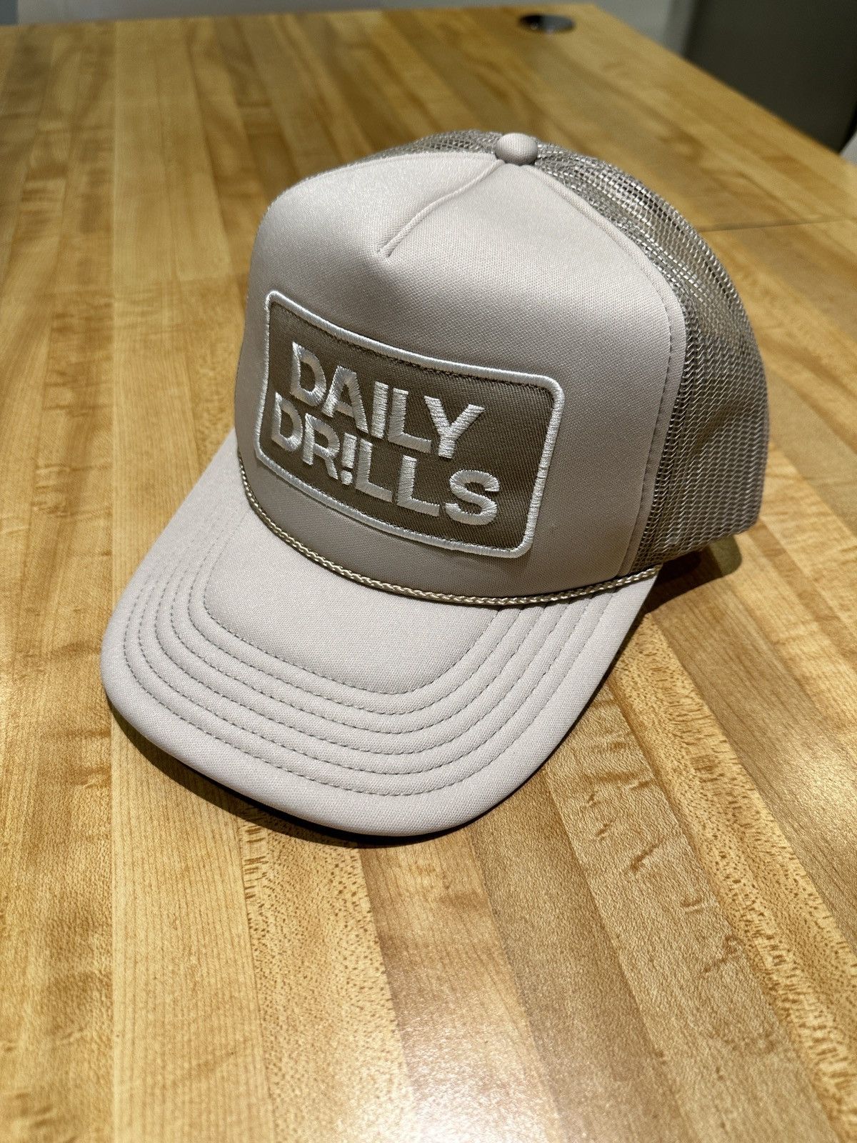 Other Daily Drills NYC pop up trucker hat Size ONE SIZE - 1 Thumbnail