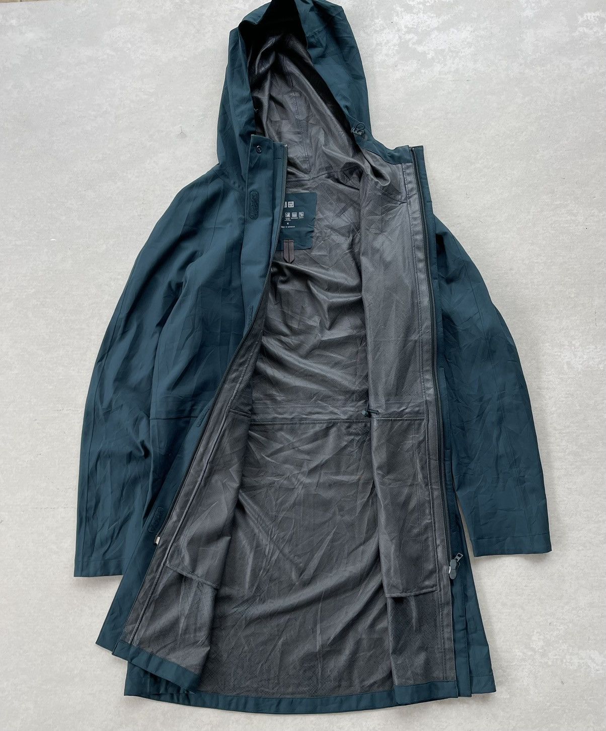 Uniqlo Uniqlo Women Block Tech Waterproof Coat/Jacket Size M / US 6-8 / IT 42-44 - 6 Thumbnail