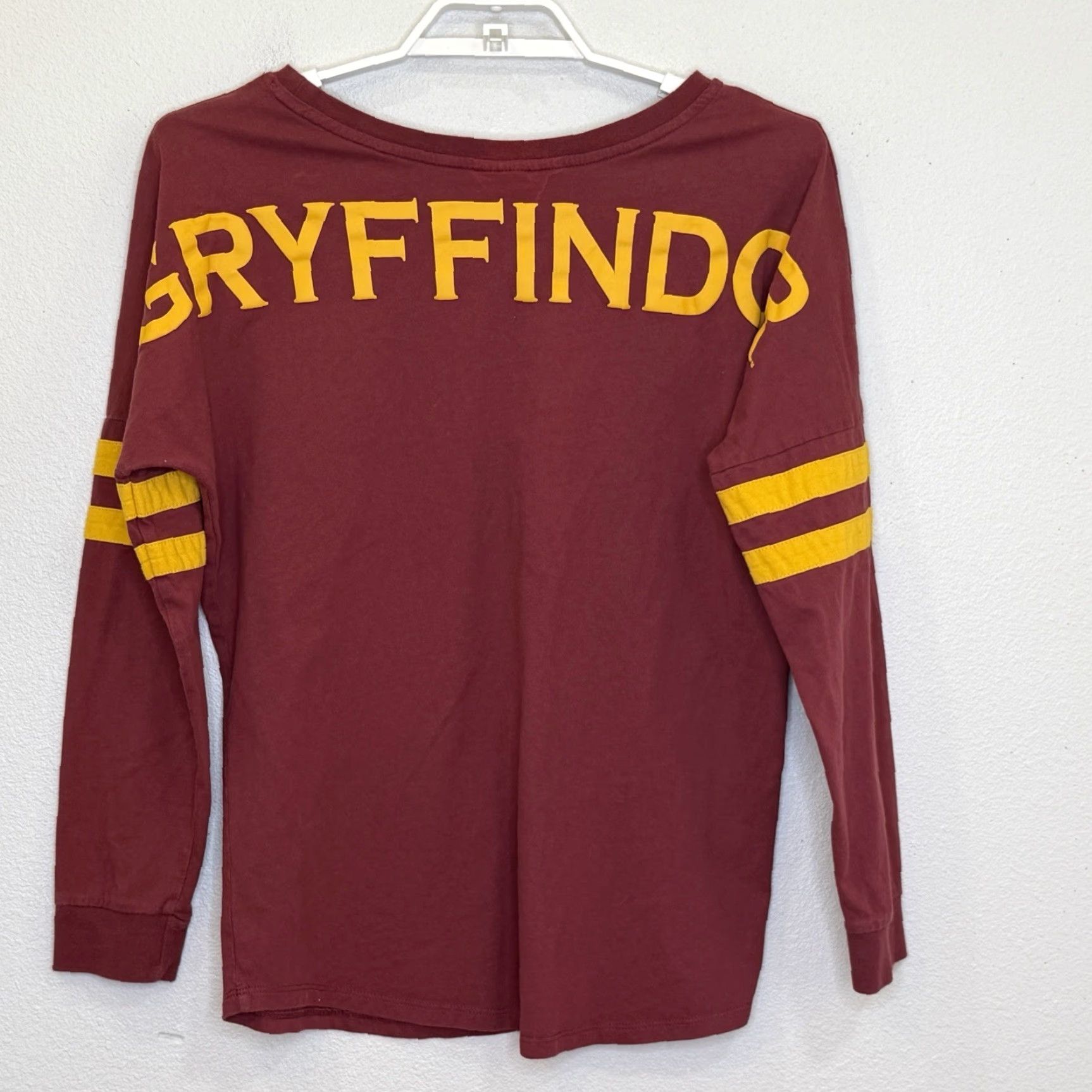 Vintage Harry Potter Spirit Jersey Womens Large Maroon Yellow Gryffindor Box Lunch Jersey Size L / US 10 / IT 46 - 6 Thumbnail