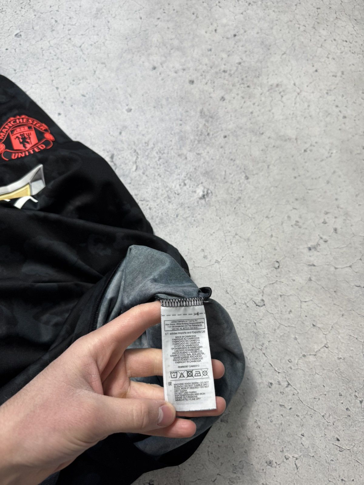 Adidas Adidas FC Manchester United Soccer Jersey 2019/2020 Y2K Size US M / EU 48-50 / 2 - 8 Thumbnail
