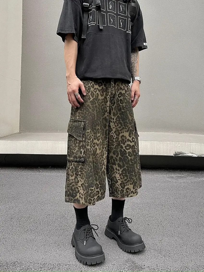 Designer × Japanese Brand Baggy Leopard Print baggy Jorts Size US 34 / EU 50 - 5 Thumbnail