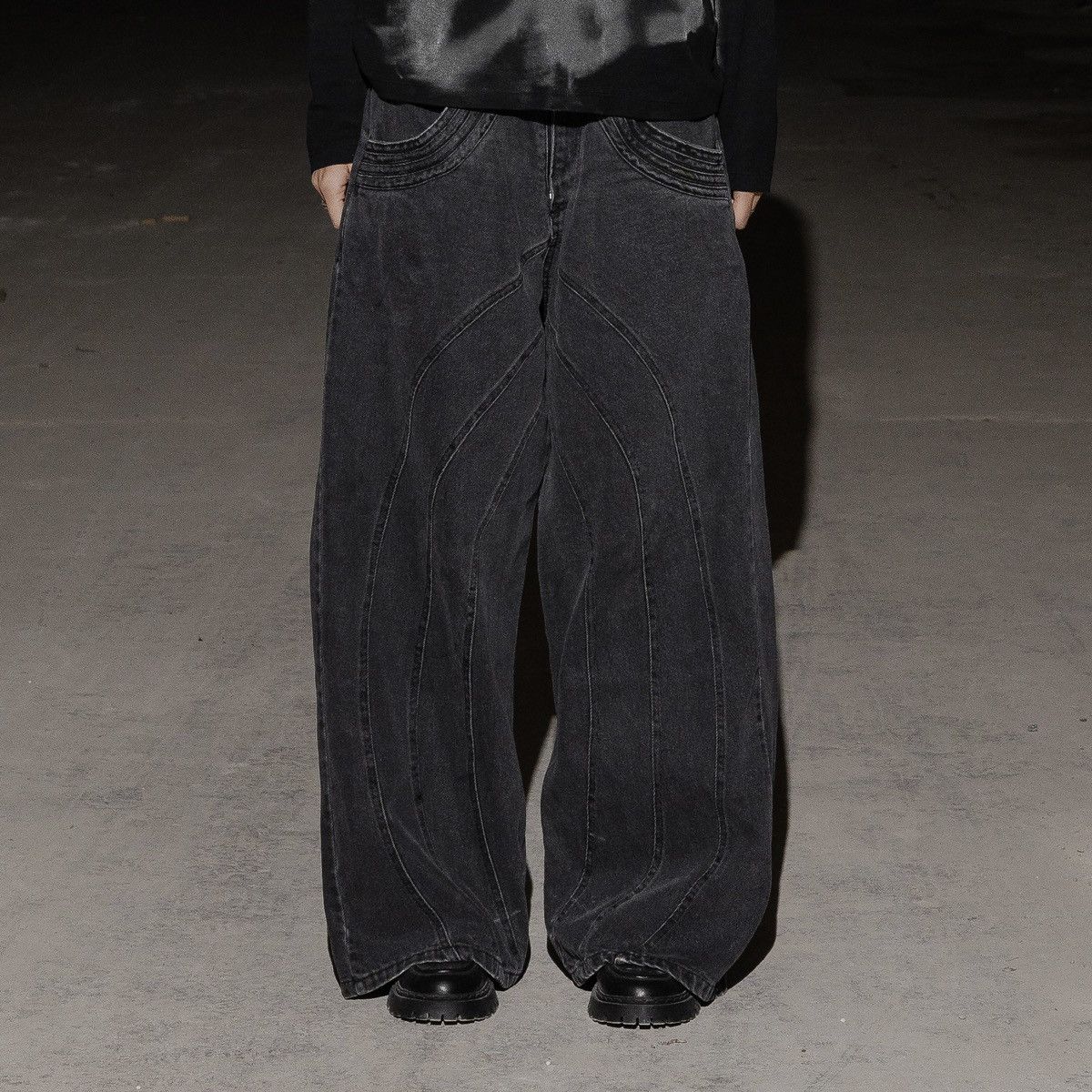 Designer × Vintage Washed Grey Denim Pants by DEMODES Size 32" / US 10 / IT 46 - 1 Thumbnail
