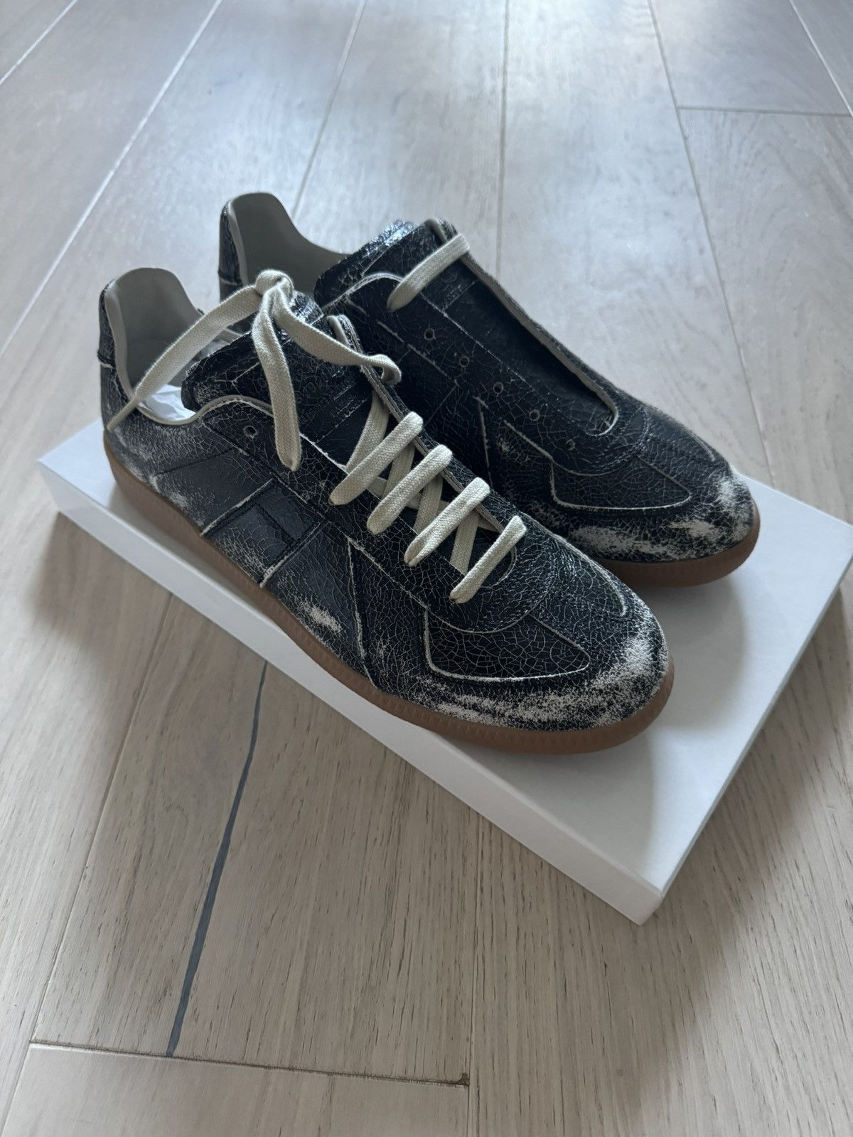 Maison Margiela Maison Margiela Cracked Leather Replica Sneakers Size US 8 / EU 41 - 4 Thumbnail