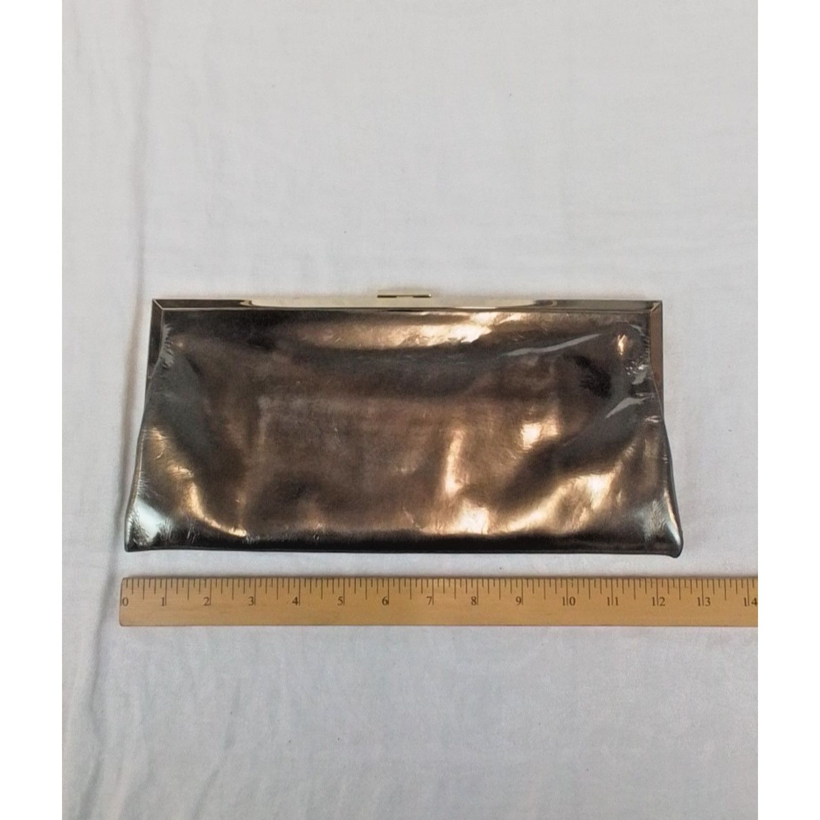 Hobo Hobo International Clutch Purse Metallic Gold w Animal Print Size ONE SIZE - 10 Thumbnail