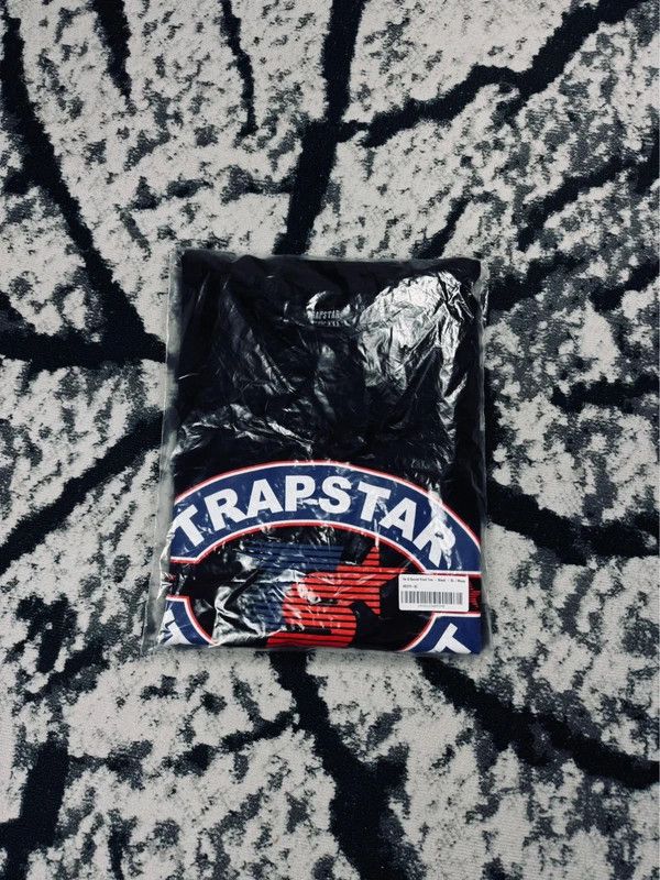 Other Trapstar Its a Secret T-shirt Black Logo XL Size US XL / EU 56 / 4 - 5 Thumbnail