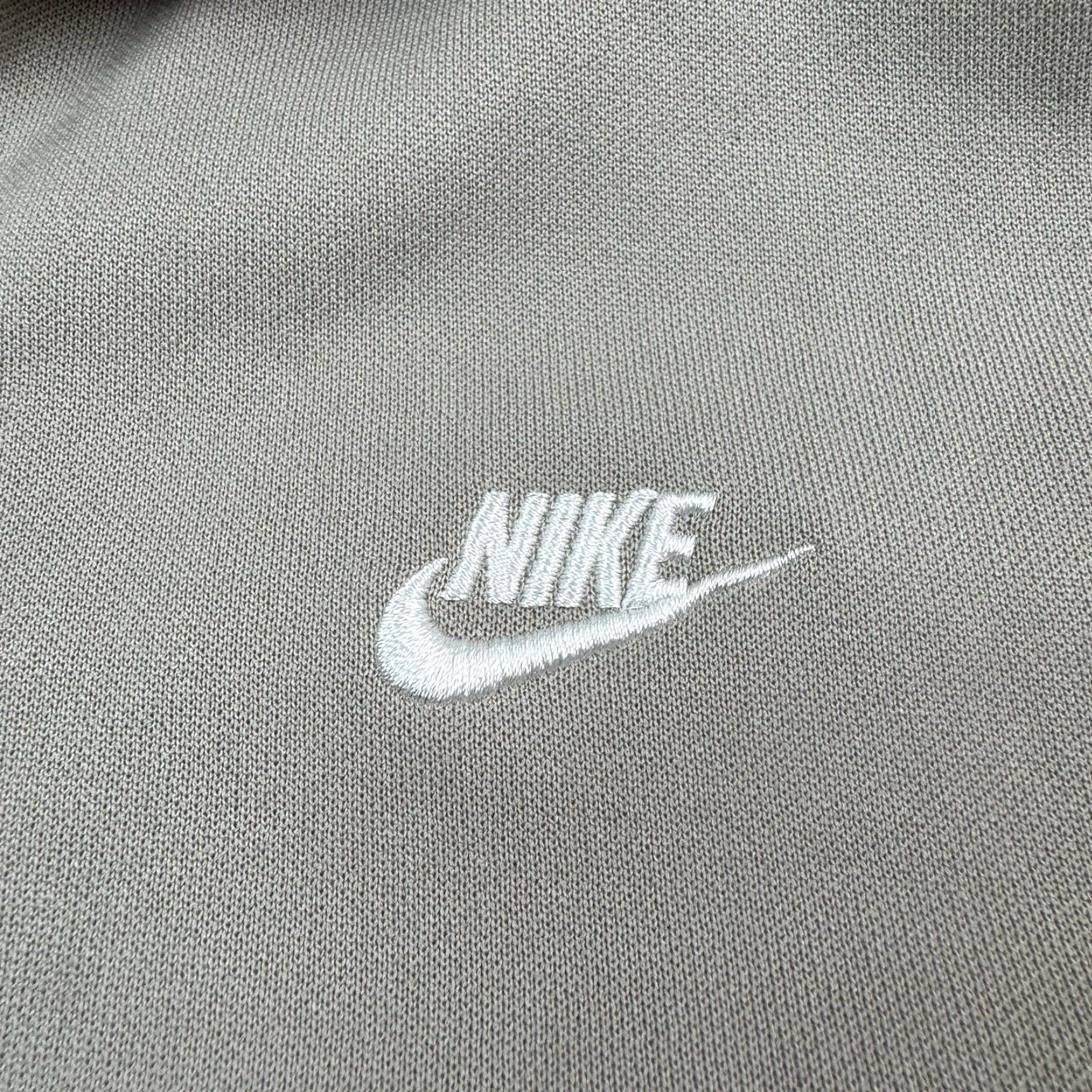 Nike Vintage Nike jacket Womens Medium Tan Full Zip Collared Y2K Silver Tan Athletic Size M / US 6-8 / IT 42-44 - 6 Thumbnail
