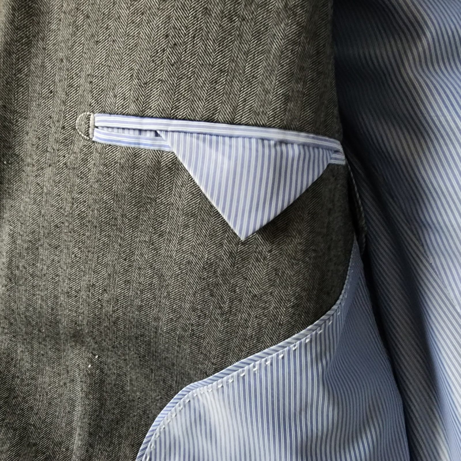 Banana Republic Banana Republic Grey Herringbone Blazer Tailored Fit 40 R Size US XXS / EU 40 - 5 Thumbnail