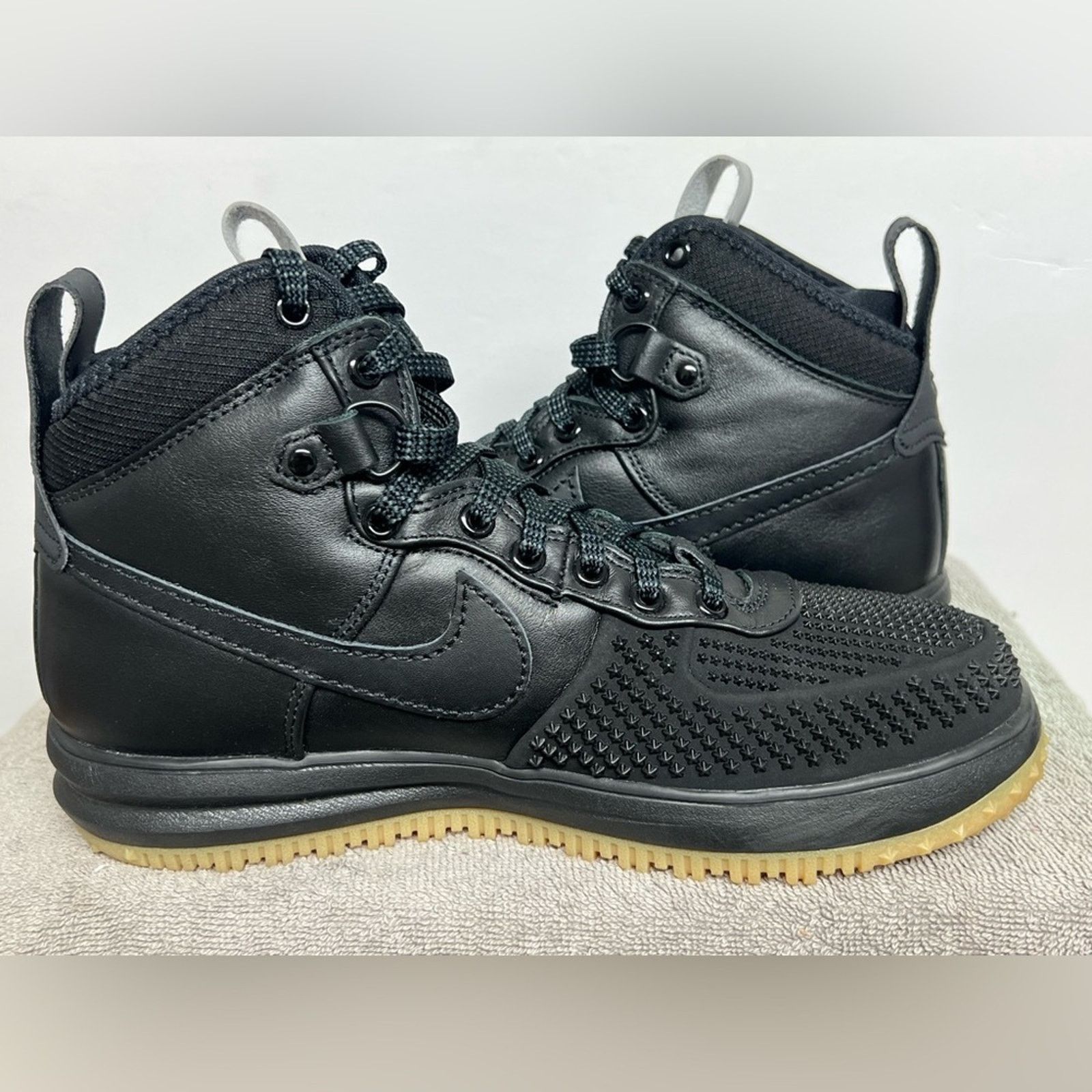 Nike Nike Lunar Force 1 Duckboot Black Boots Waterproof Mens NWOB Size US 9 / EU 42 - 11 Thumbnail