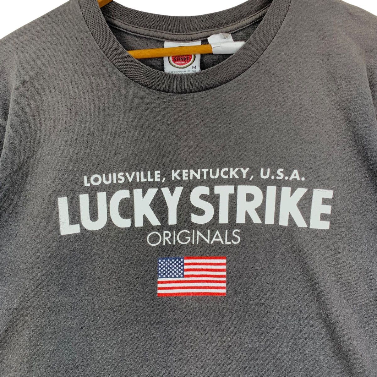 Vintage Vintage 90s LUCKY STRIKE USA Formula One F1 Racing MotoGp Size US M / EU 48-50 / 2 - 3 Thumbnail