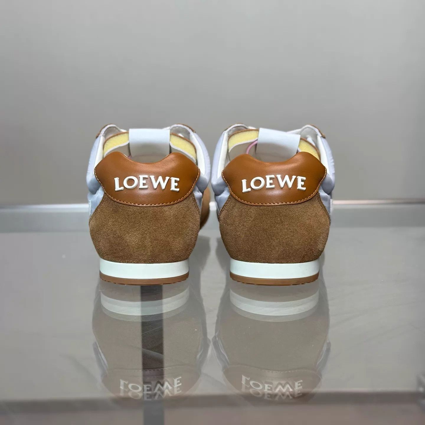 Loewe Loewe Ballet Runner 2.0 Tan/White Sneakers EU 39 New Size US 8.5 / IT 38.5 - 3 Thumbnail