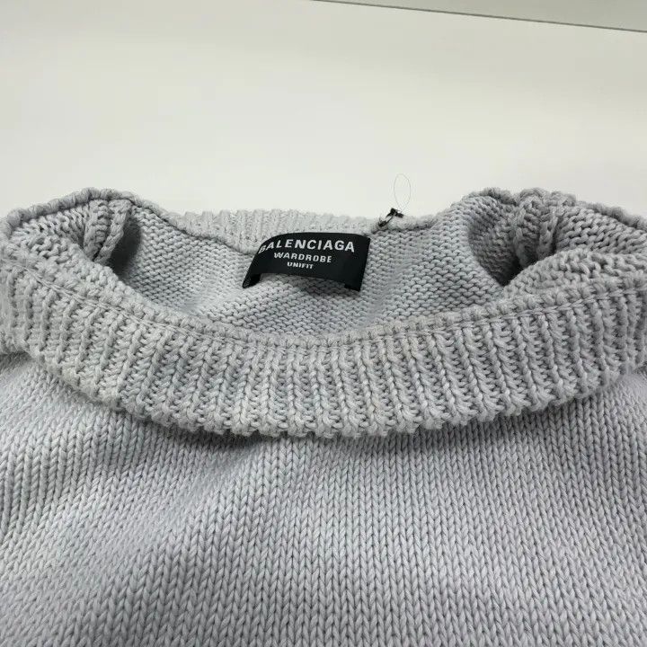 Balenciaga Balenciaga Balenciaga Embroidered Logo Long Sleeve Sweater Size US S / EU 44-46 / 1 - 7 Thumbnail