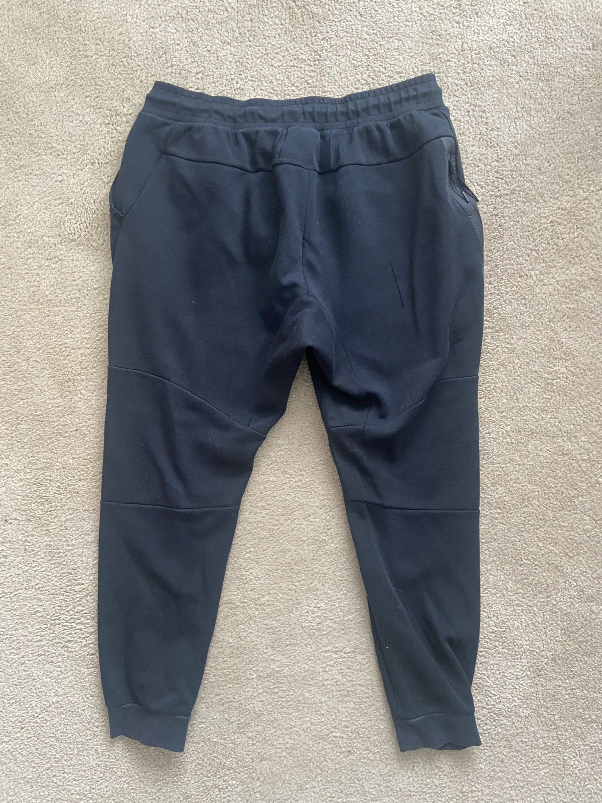 Nike Nike Sportswear Tech Fleece Joggers Size US 34 / EU 50 - 2 Thumbnail