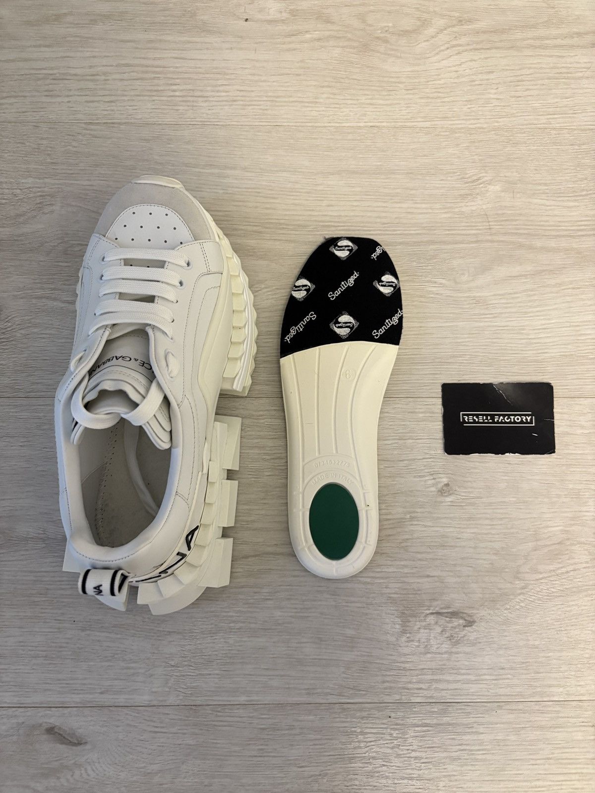 Designer × Dolce & Gabbana Dolce & gabbana super king Size US 7 / EU 40 - 4 Thumbnail
