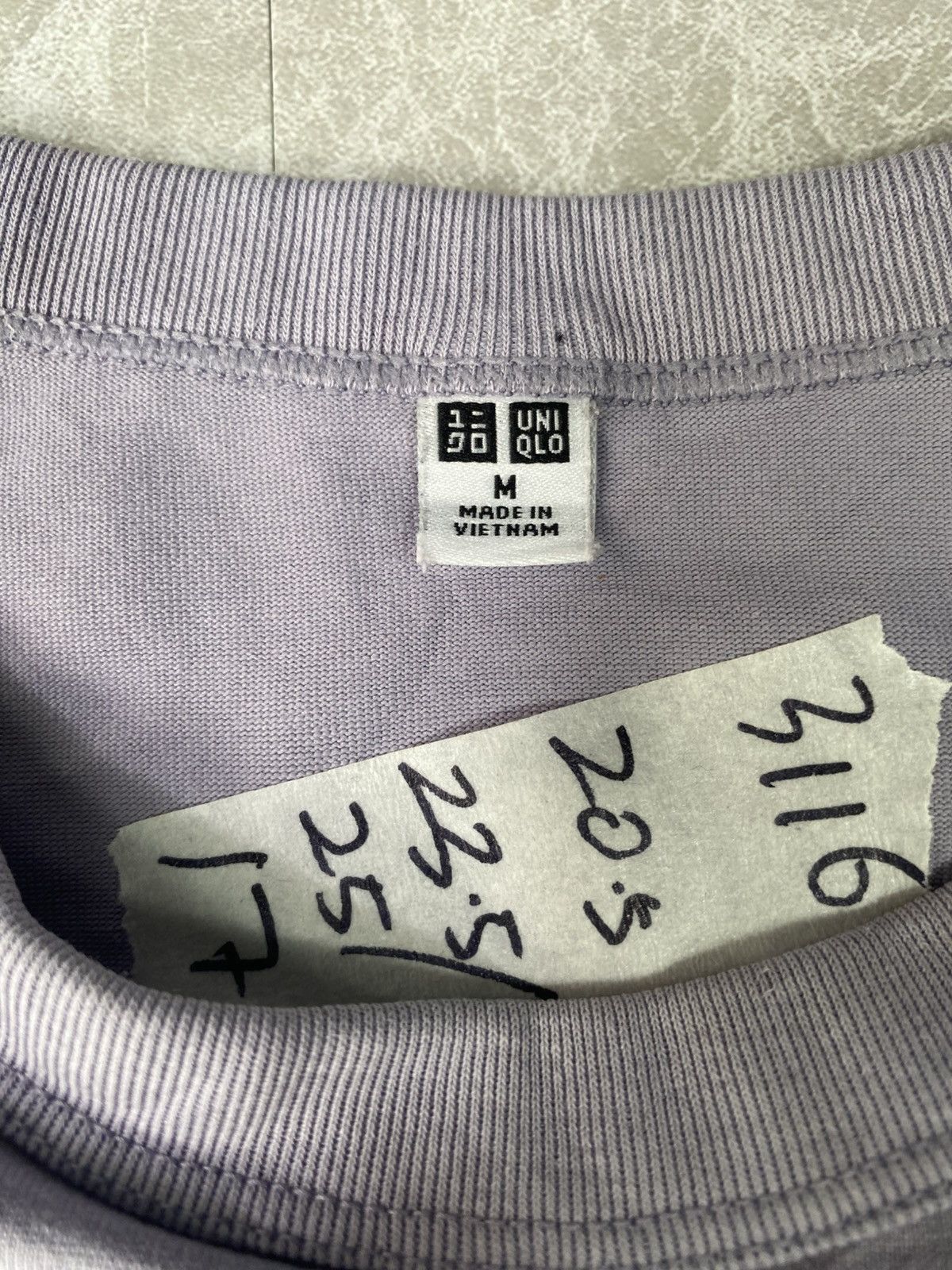 Uniqlo Uniqlo size m long sleeve Size US M / EU 48-50 / 2 - 4 Thumbnail