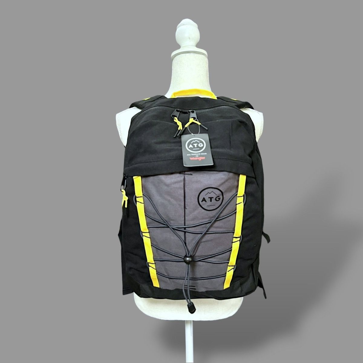 Wrangler Wrangler Men Women Pinnacle Black Yllw Backpack 18”x13”x3.5” Size ONE SIZE - 11 Thumbnail