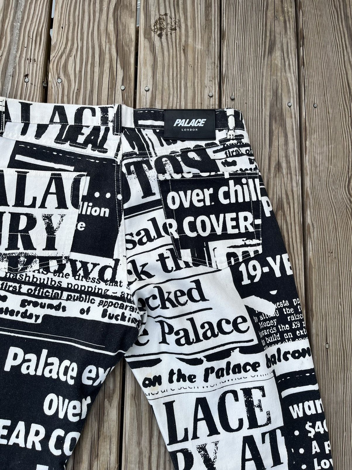 Palace Palace tabloid denim Size US 32 / EU 48 - 3 Thumbnail