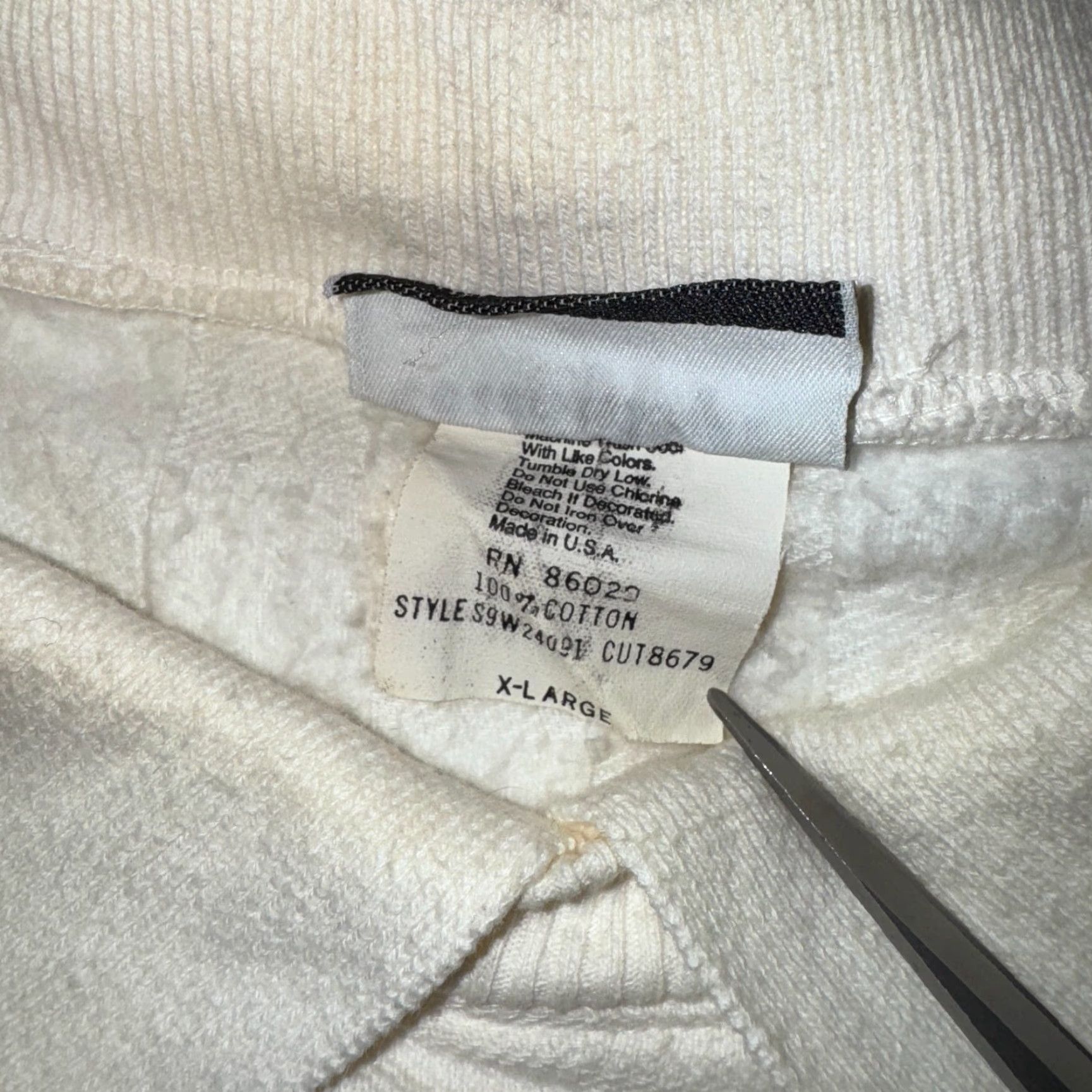 Vintage VINTAGE Cottontops Sweatshirt Long Beach 90s Textured Collared Pullover White XL Men Size US XL / EU 56 / 4 - 3 Thumbnail