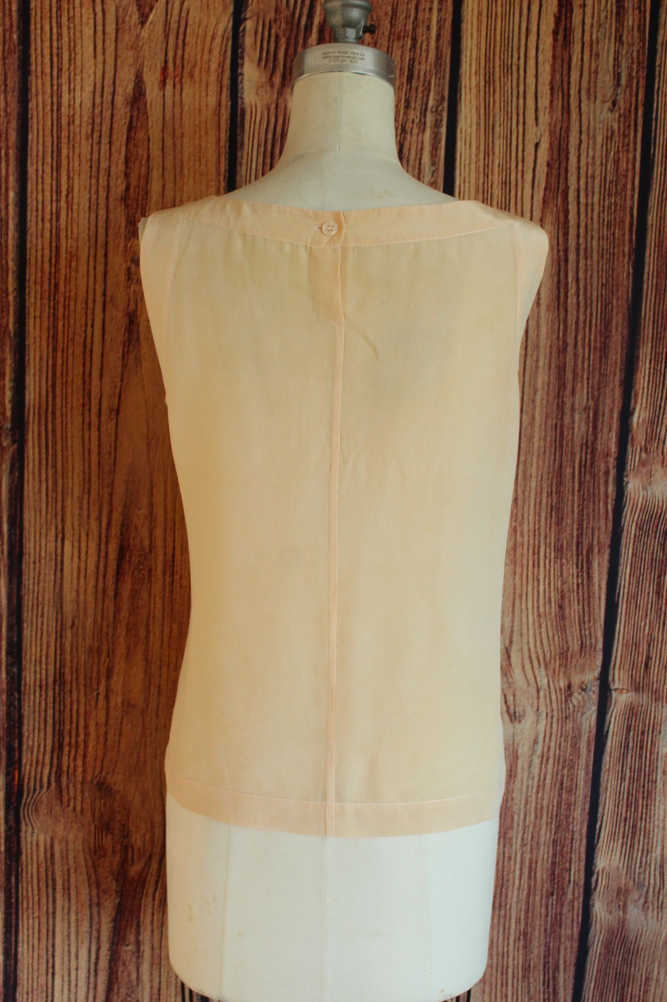 Other Womens Ivory Silk Blouse, Sleeveless Shell, Button in Back, Size L / US 10 / IT 46 - 10 Thumbnail