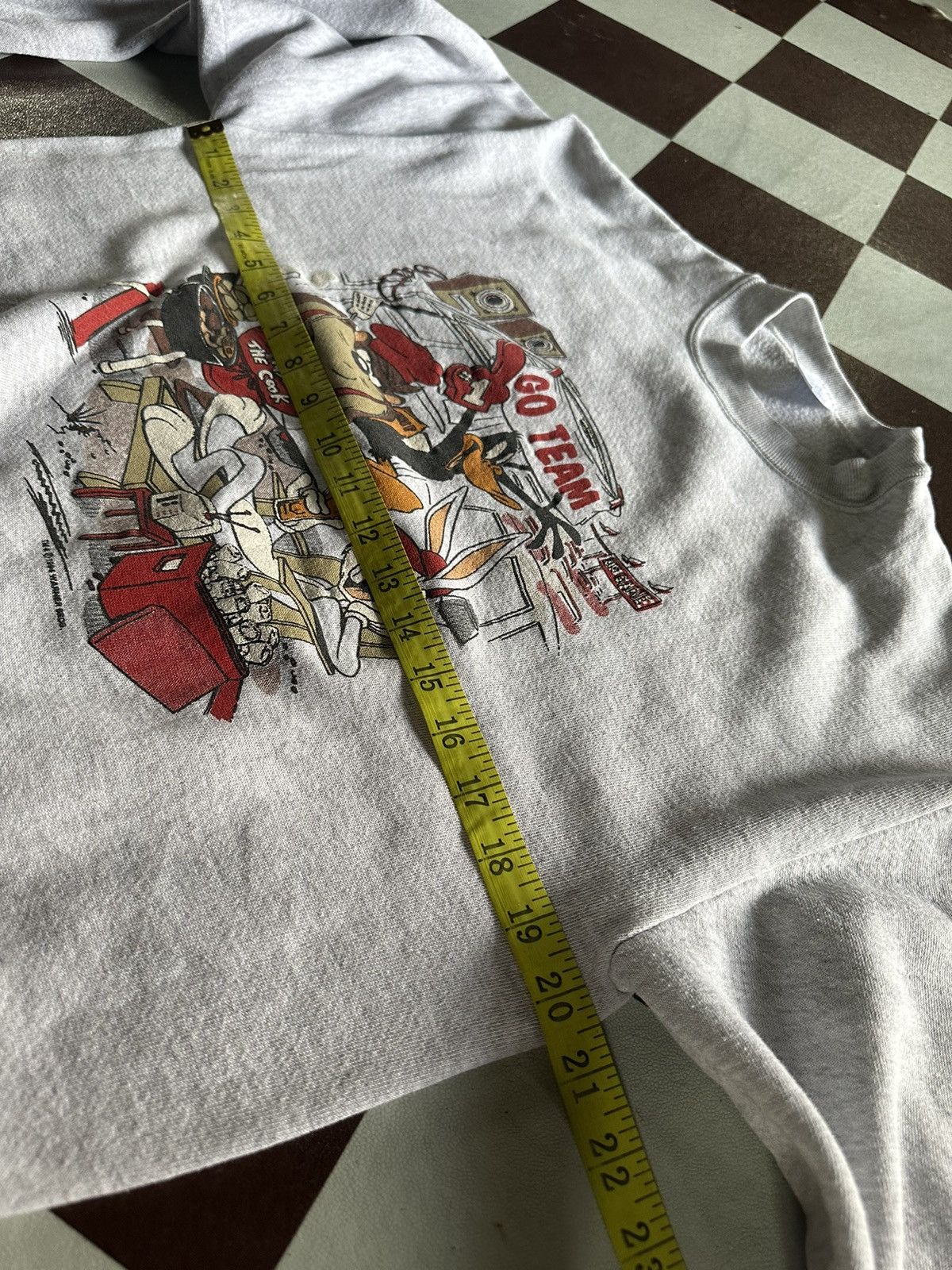 Velva Sheen × Vintage × Warner Bros Vintage 90s Looney tunes go team sweatshirts size M Size US M / EU 48-50 / 2 - 7 Thumbnail