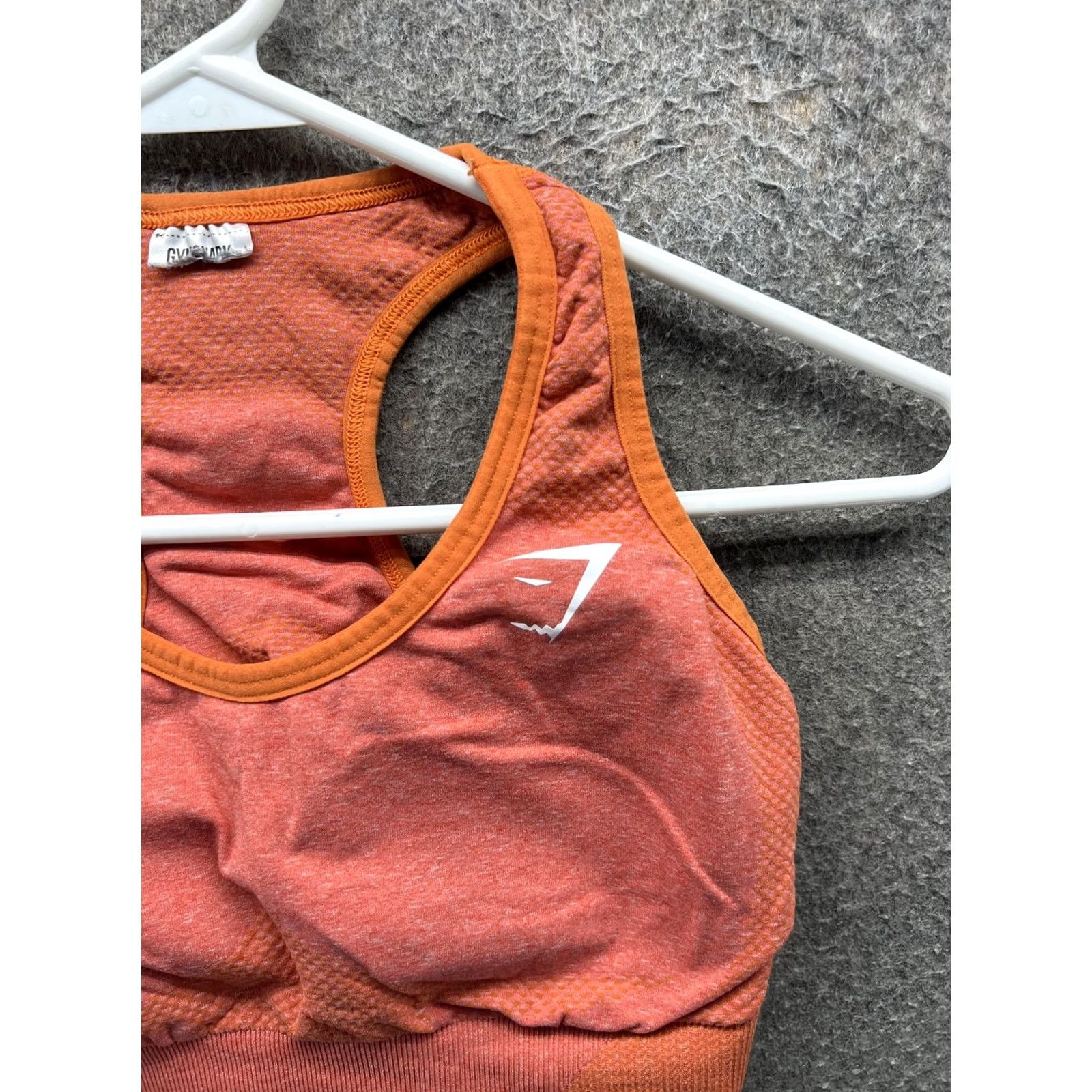 Gymshark Gymshark Sports Bra Womens XS Orange Seamless Racerback Athletic Yoga Gym Size ONE SIZE - 6 Thumbnail