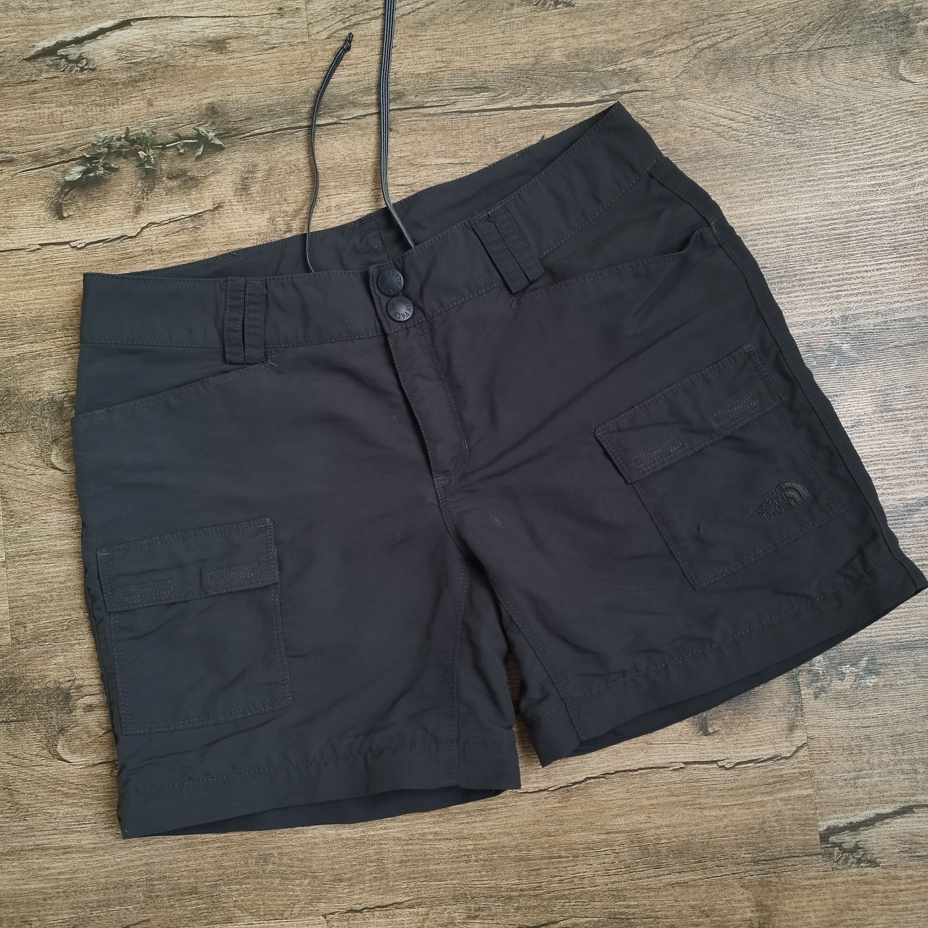 The North Face The North Face Women's Paramount Cargo Shorts Outdoor Size 30" / US 8 / IT 44 - 1 Thumbnail