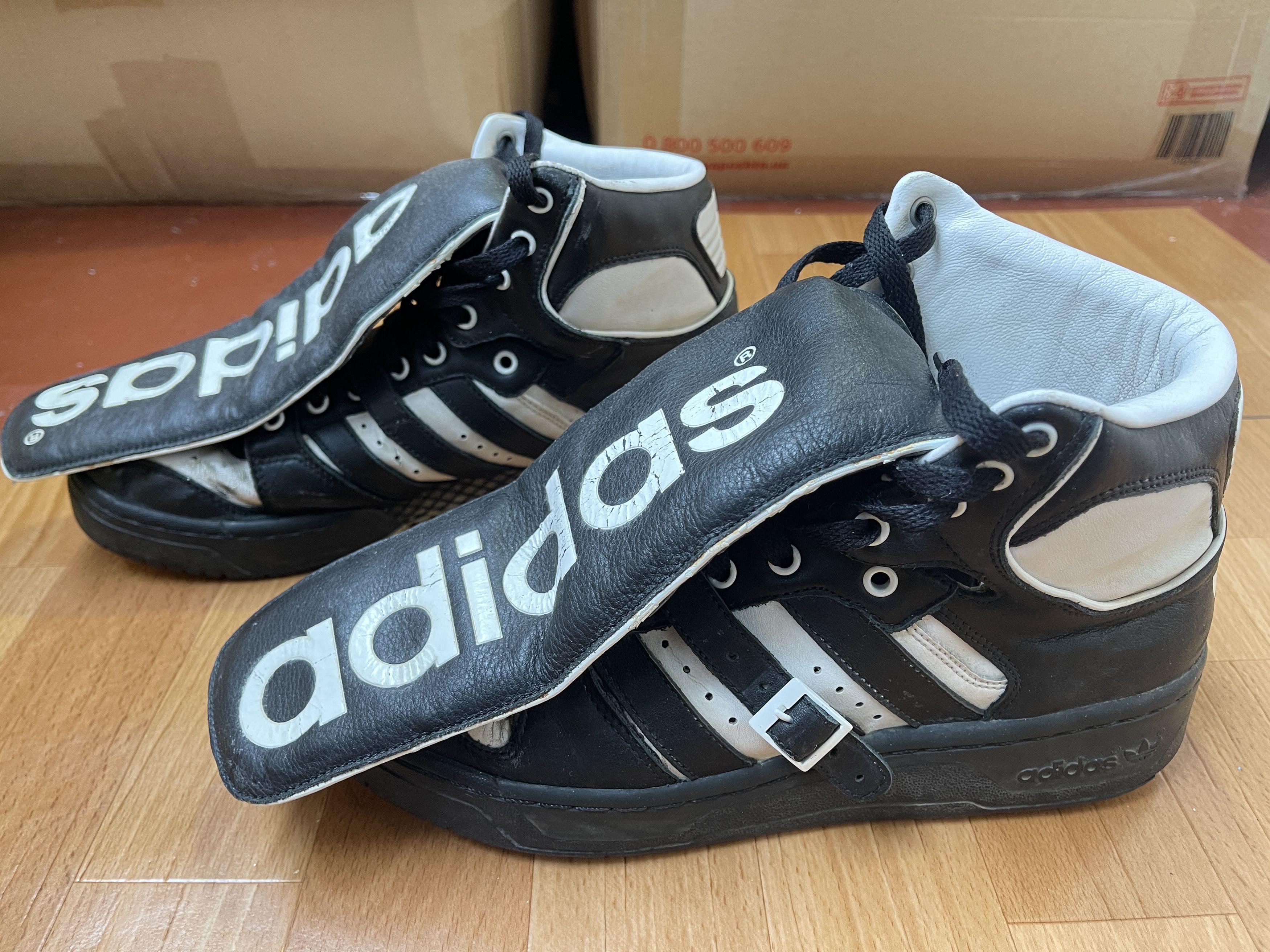 Adidas × Jeremy Scott Adidas Jeremy Scott Sneakers Conductor Instinct Shoes G00905 Size US 9 / EU 42 - 9 Thumbnail