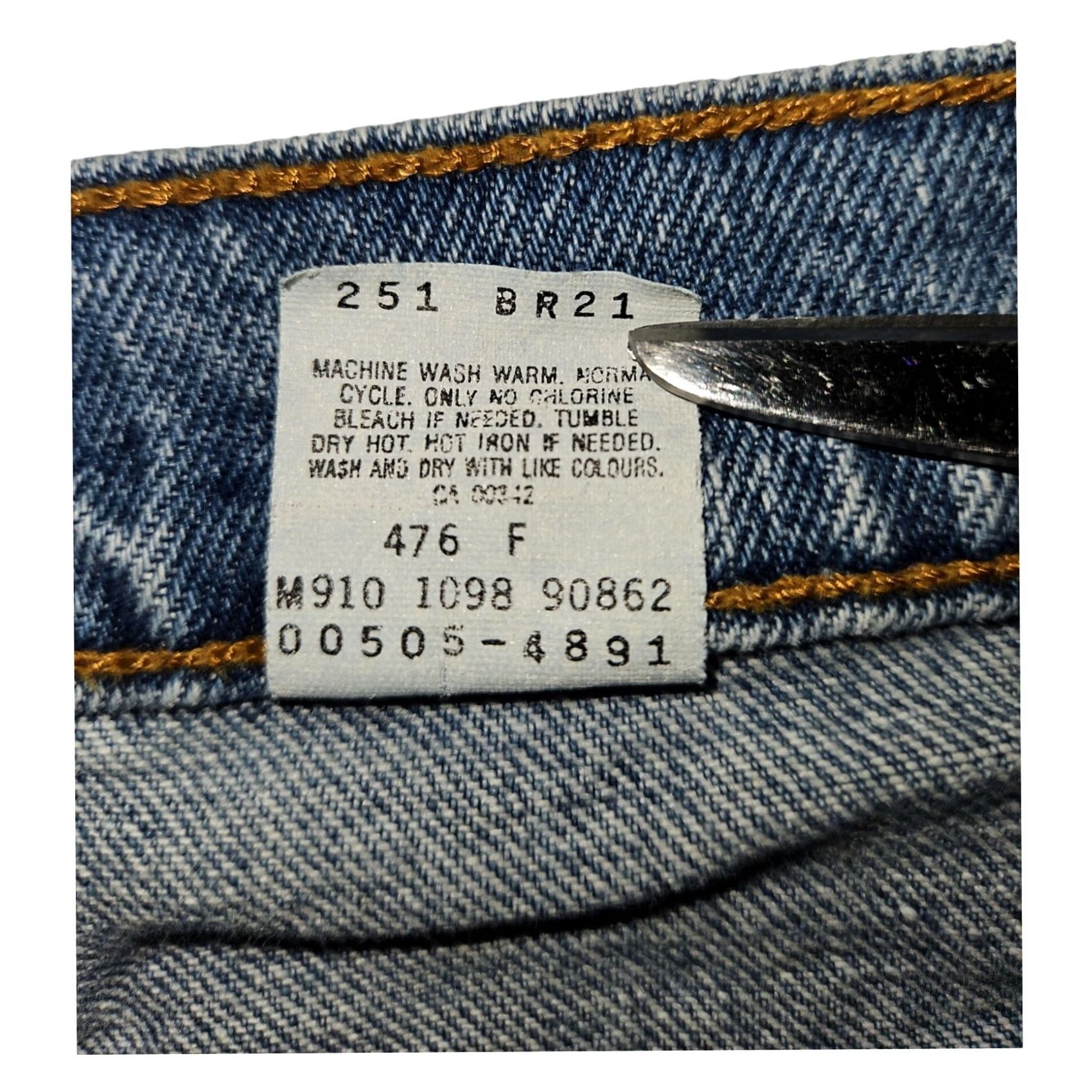 Levi's VINTAGE Levi's 505 Jeans Men 36x30 Regular Fit Straight 90s Grunge Blue Denim Cotton Stonewashed" Size US 36 / EU 52 - 3 Thumbnail
