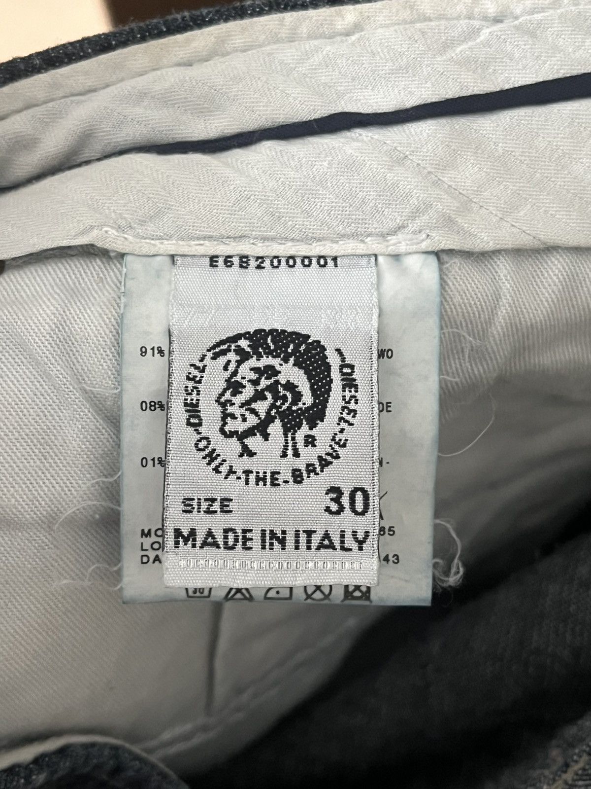 Diesel Vintage Diesel Women’s Flared Jeans Navy Y2K size 30 Size 30" / US 8 / IT 44 - 7 Thumbnail