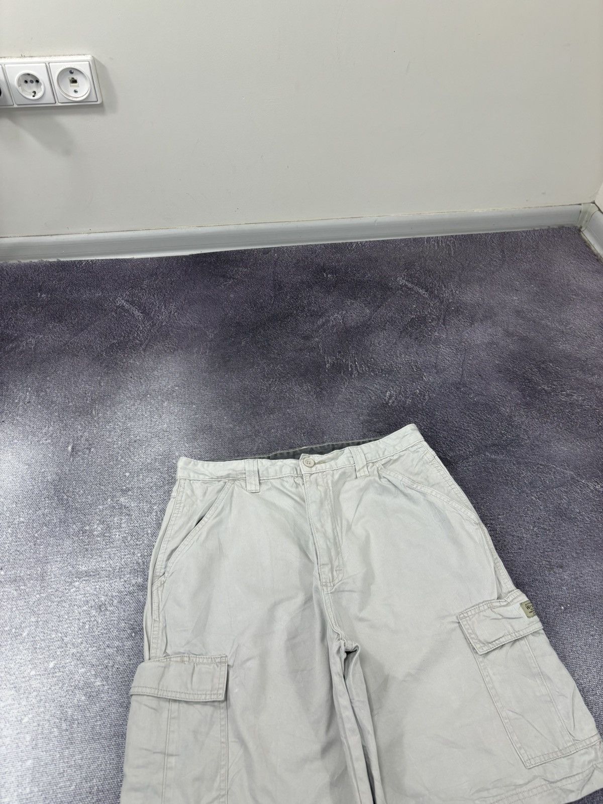 Vintage Vintage Wrangler USA Workwear Hype Utility Cargo Shorts Size US 32 / EU 48 - 5 Thumbnail