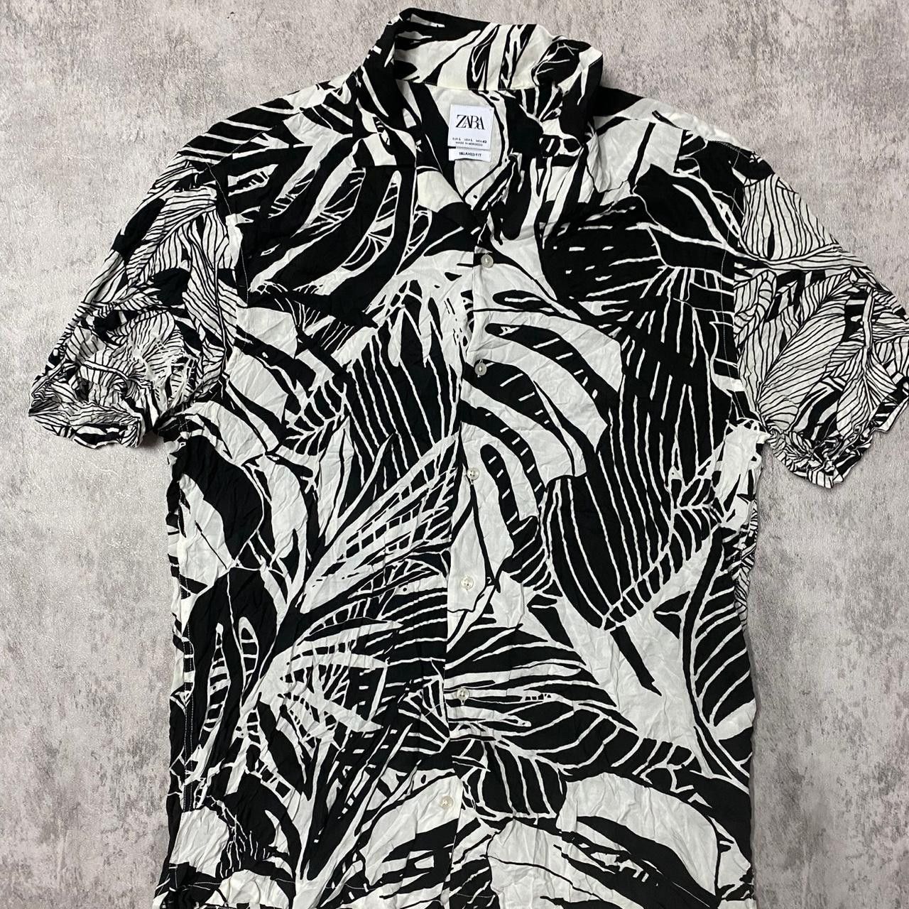 Zara Black and white Zara short sleeve button up shirt Size US L / EU 52-54 / 3 - 1 Thumbnail