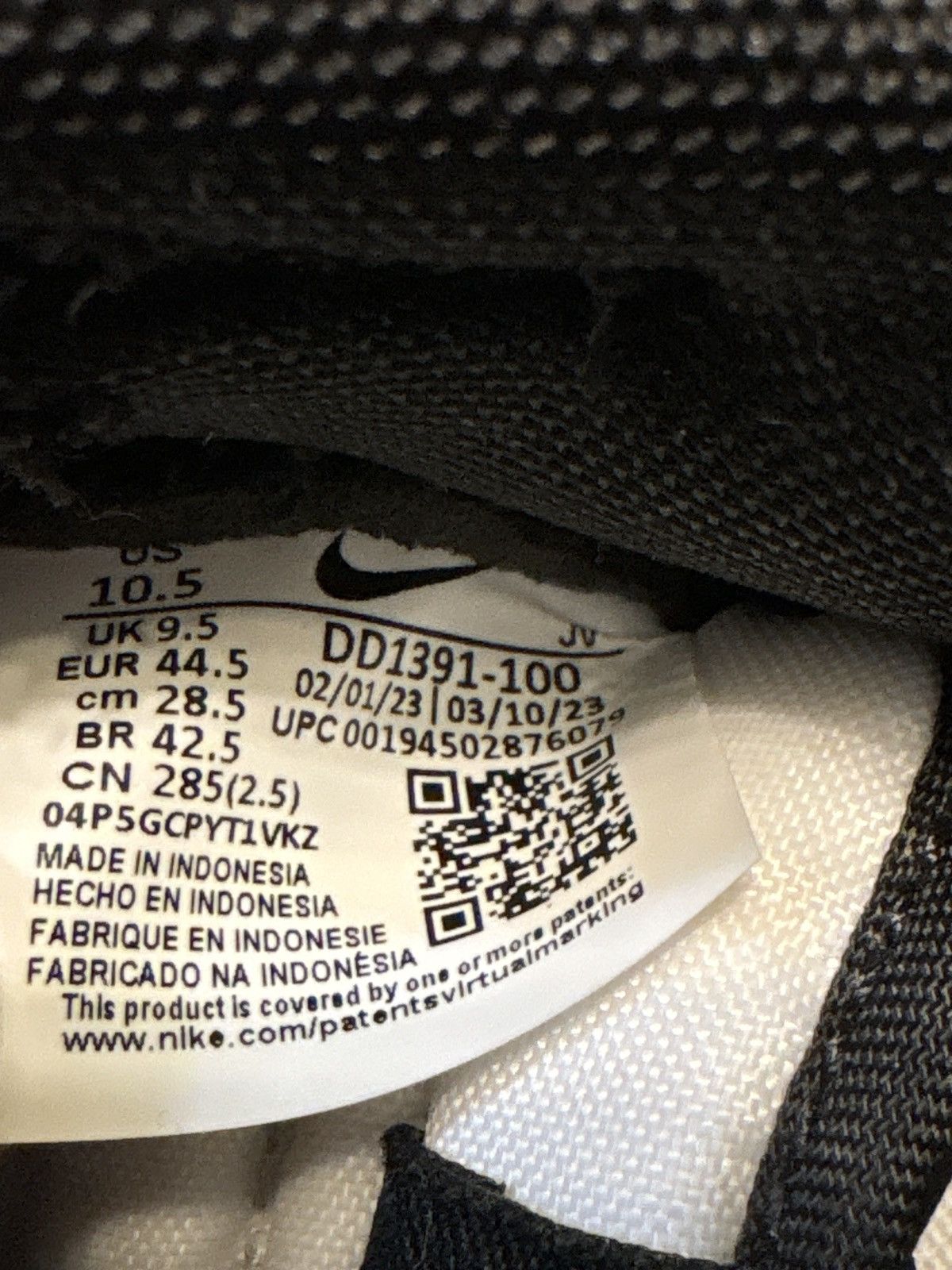 Nike Air Jordan 1 Low Size US 10.5 / EU 43-44 - 6 Thumbnail
