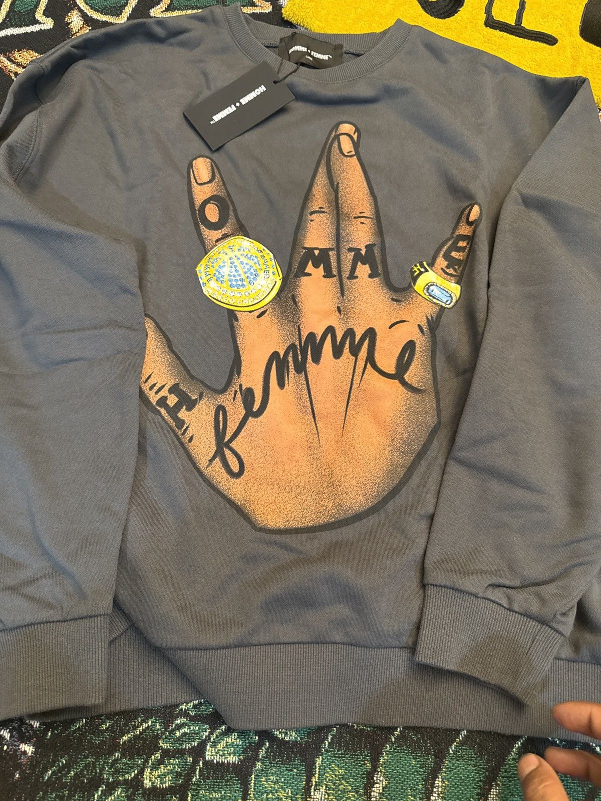 HOMME+FEMME CHAMPIONSHIP RING SWEATSHIRT