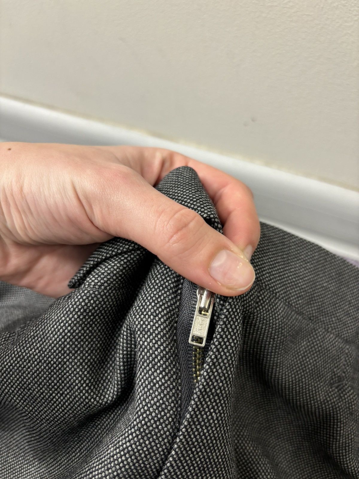 Other H. Baromon Tailors Men’s Bespoke 3-Piece Formal Wool Suit Size 44R - 23 Thumbnail