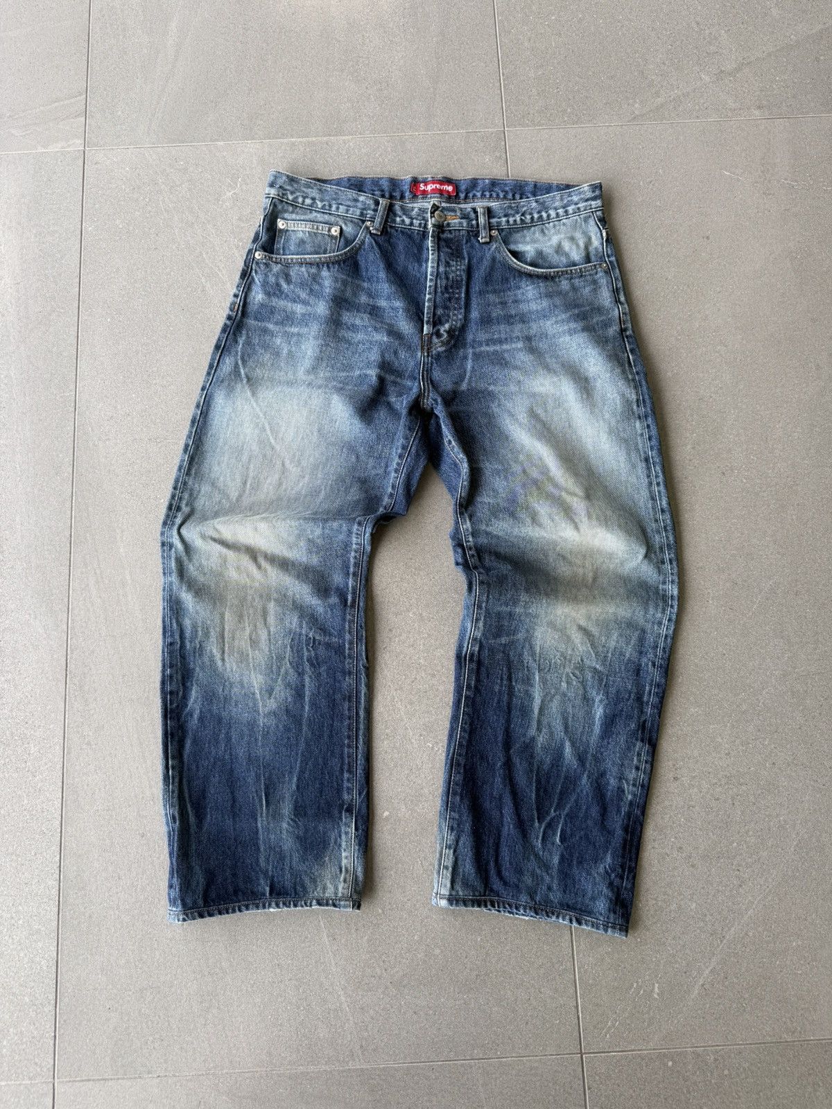 Supreme distressed loose fit selvedge jeans 34