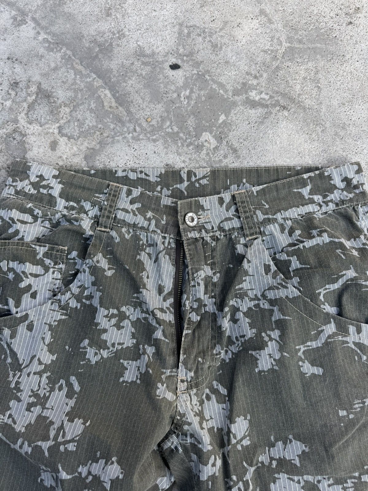 Japanese Brand Vintage Japanese Brand abstract crazy pattern pants Size US 32 / EU 48 - 3 Thumbnail