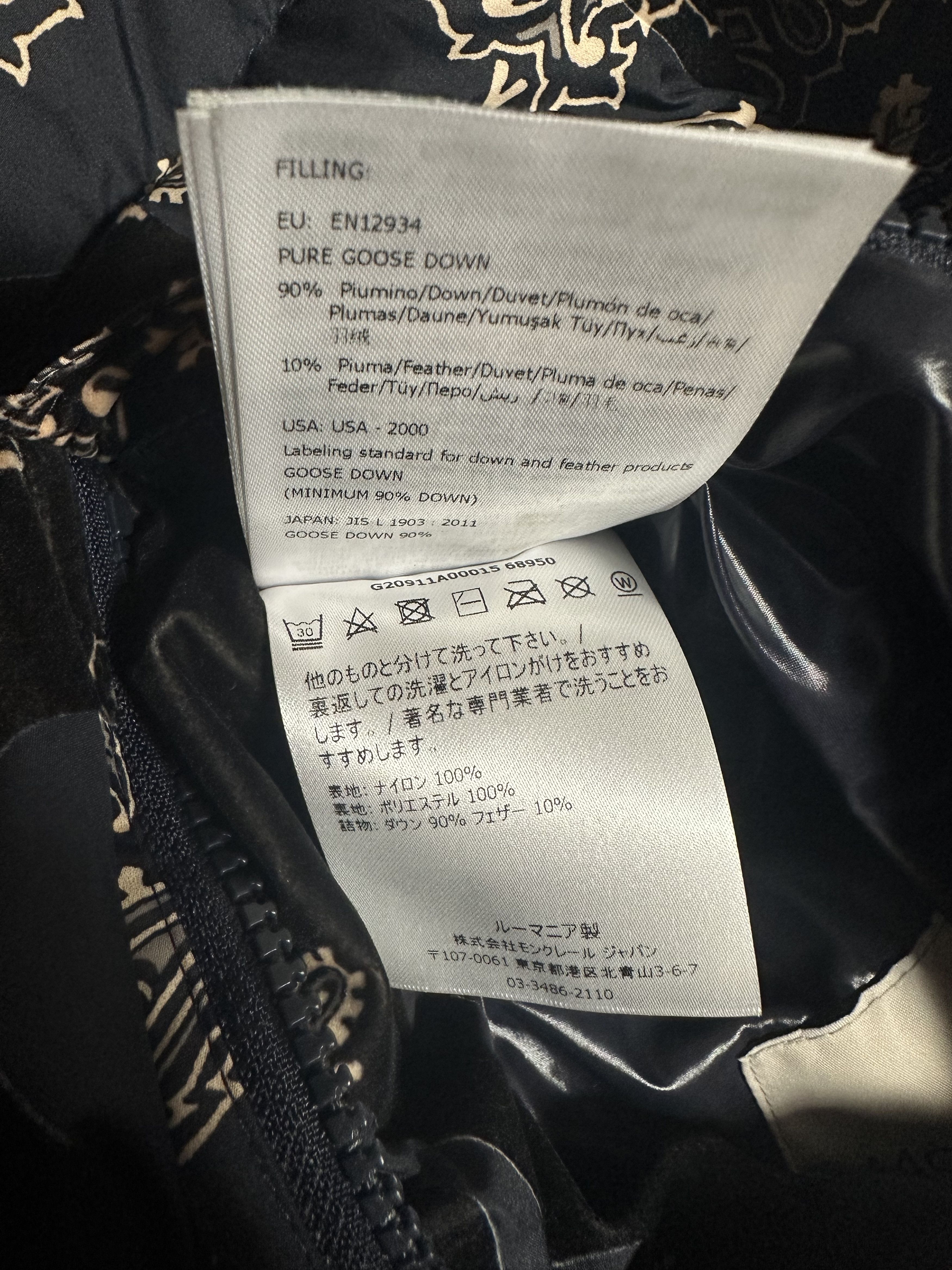 Moncler Moncler FREVILLE Reversible Down Jacket – LeBon Marché Paris Size US L / EU 52-54 / 3 - 12 Thumbnail