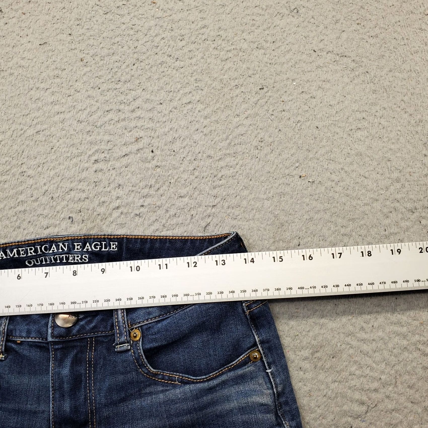 American Eagle Outfitters American Eagle Outfitters Shortie Shorts Womens 2 Blue Stretch Cuffed Whiskered Denim 5-Pocket Regular Fit, Casual, Summer Womens Size 2 Blue Size 26" / US 2 / IT 38 - 5 Thumbnail