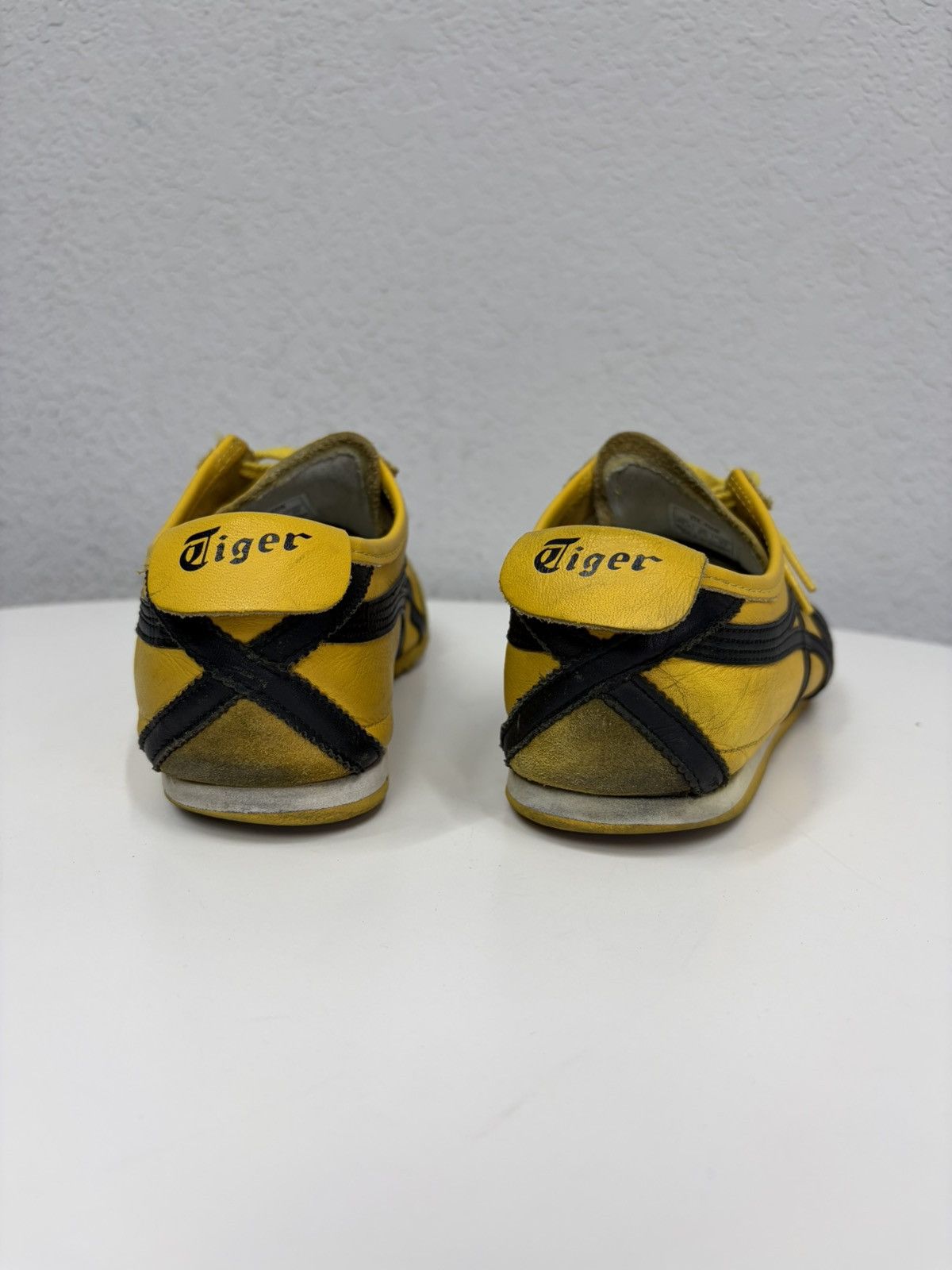 Asics Onitsuka Tiger Mexico 66 Yellow Black Leather Sneakers Y2K Size US 9 / EU 42 - 11 Thumbnail