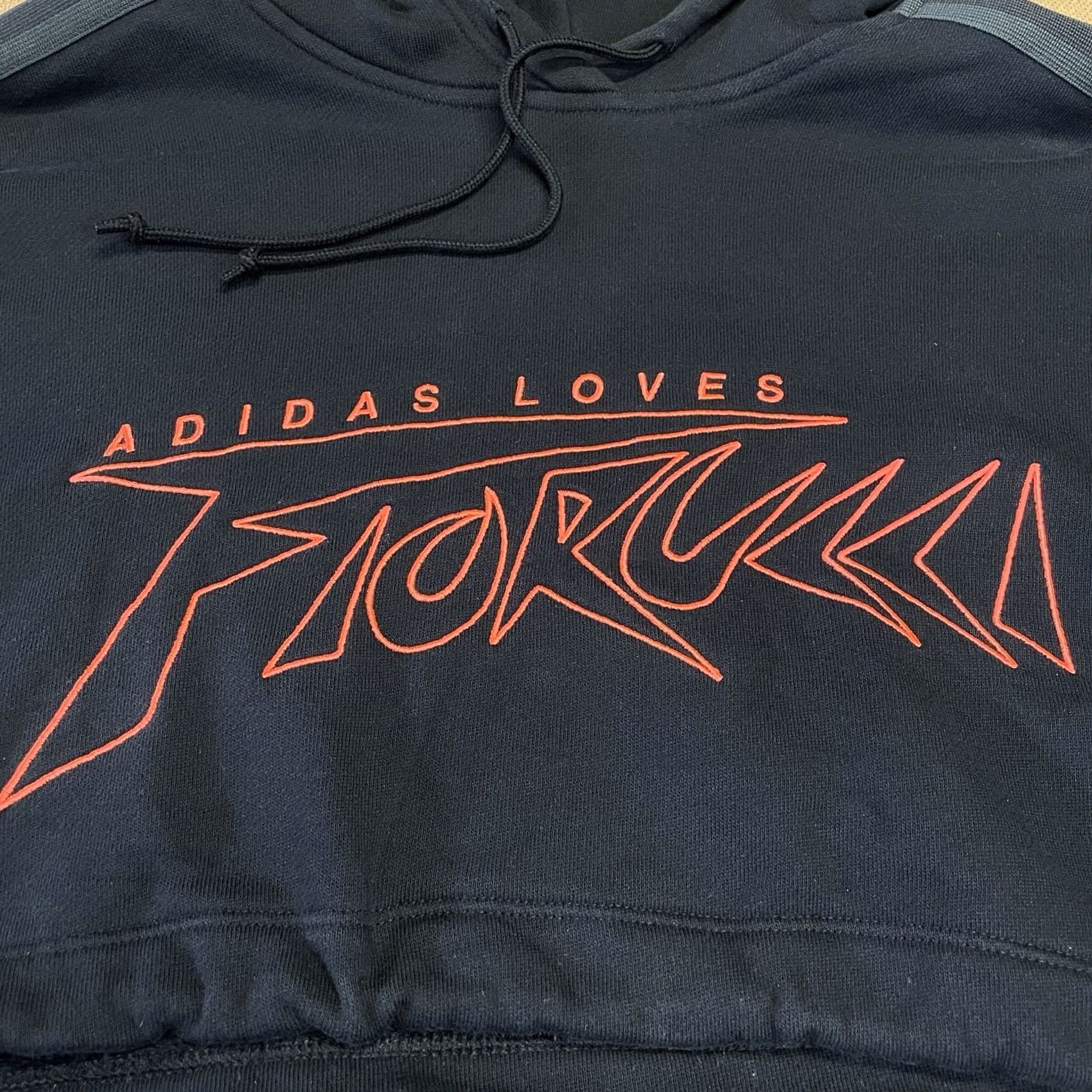 Adidas Adidas Fiorucci Cropped Hoodie Womens XS Black Sweatshirt Ladies Size XS / US 0-2 / IT 36-38 - 7 Thumbnail