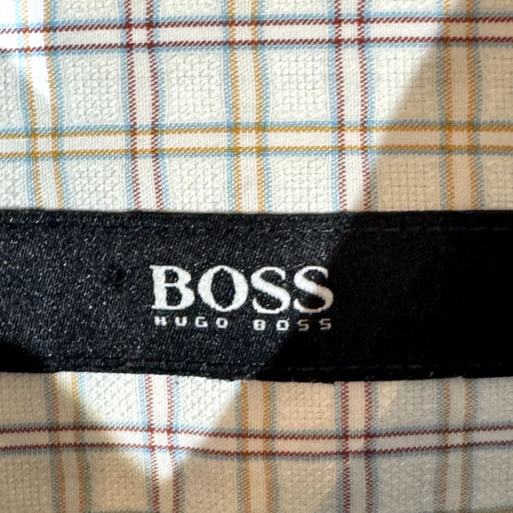 Hugo Boss VINTAGE Hugo Boss Dress Shirt White Gray Plaid 17 neck 34-35 sleeve Long Sleeve Mens Size 34R - 7 Thumbnail